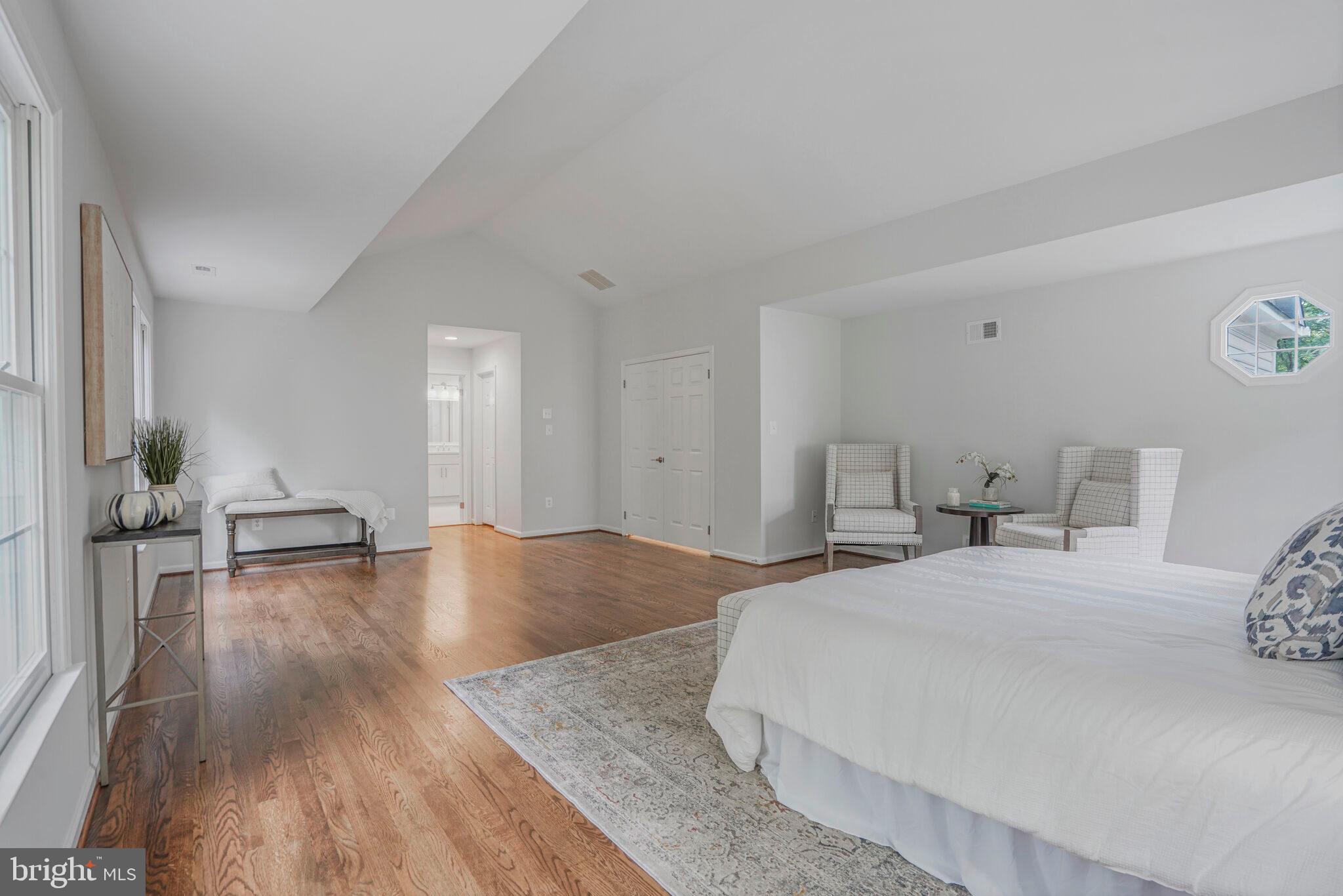 CHEVY CHASE - Residential