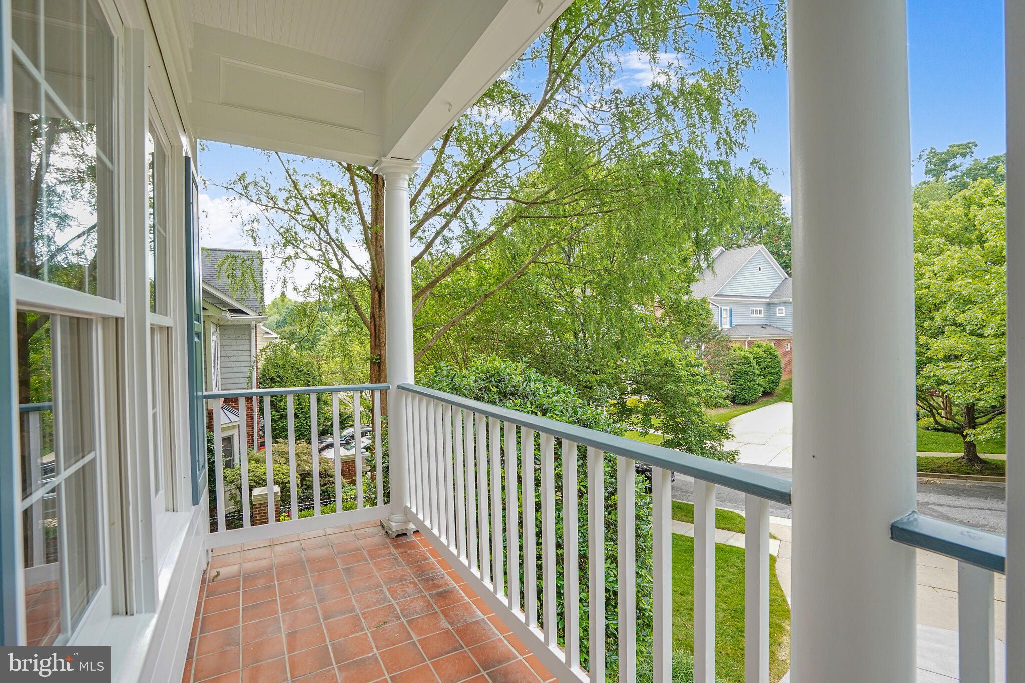 CHEVY CHASE - Residential