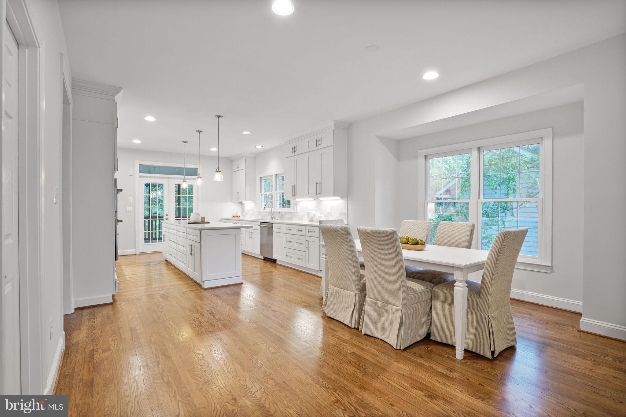 CHEVY CHASE - Residential