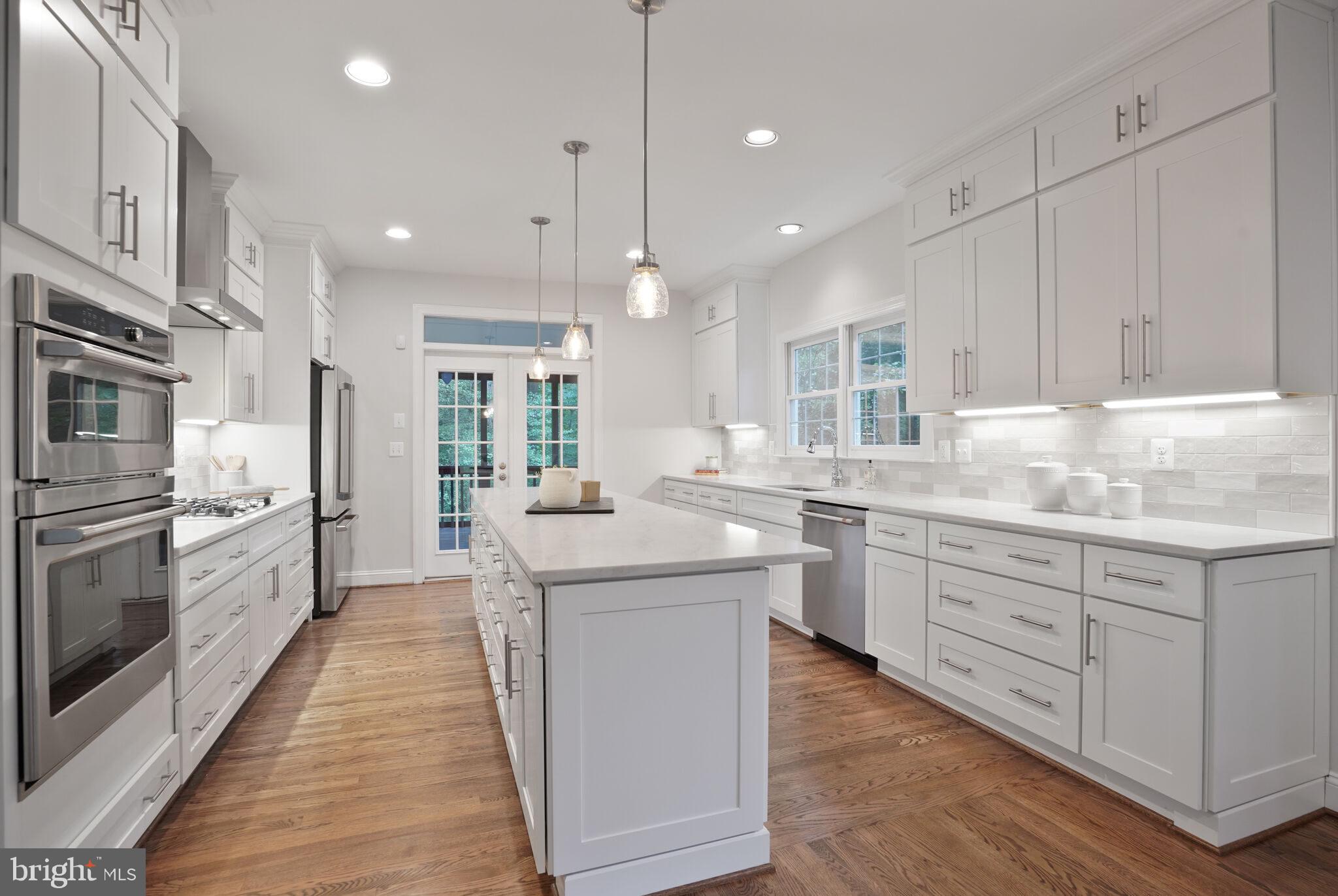 CHEVY CHASE - Residential