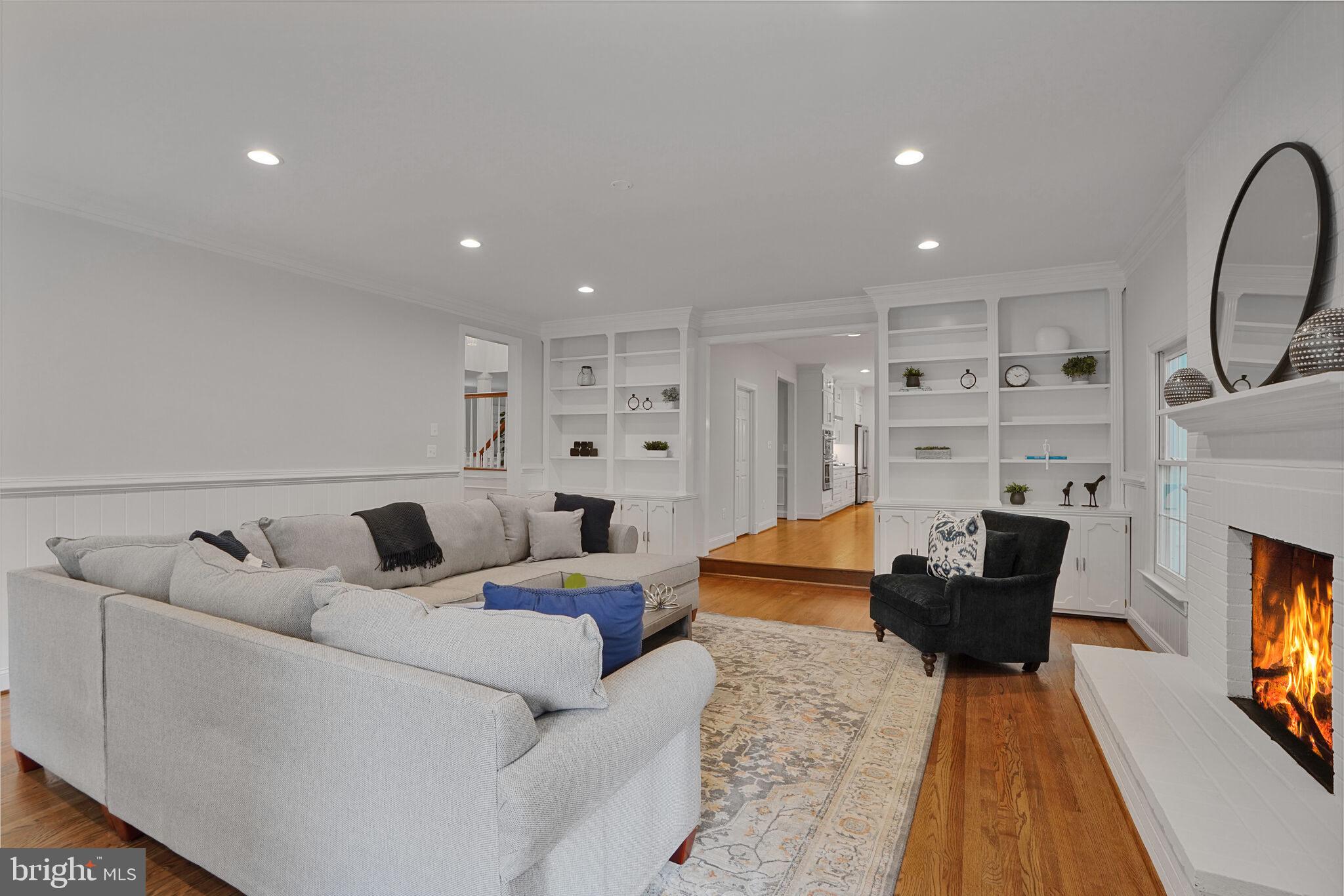 CHEVY CHASE - Residential