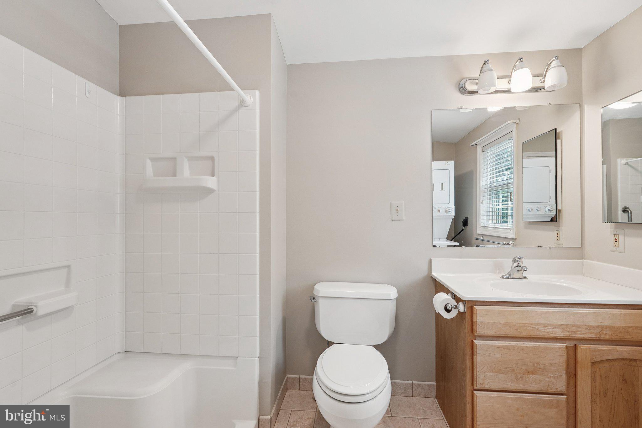 XANADU ESTATES - Residential Lease