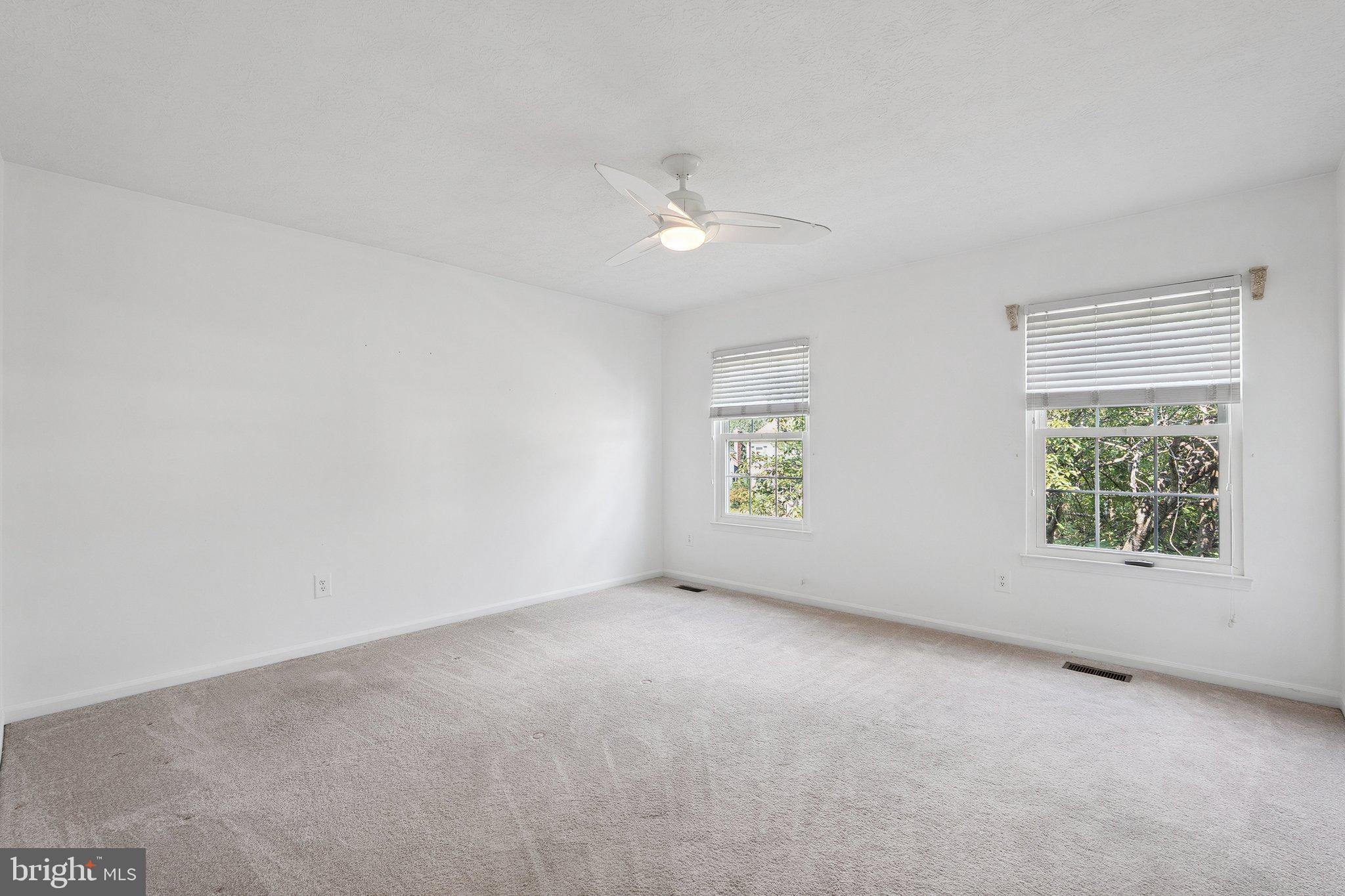 XANADU ESTATES - Residential Lease