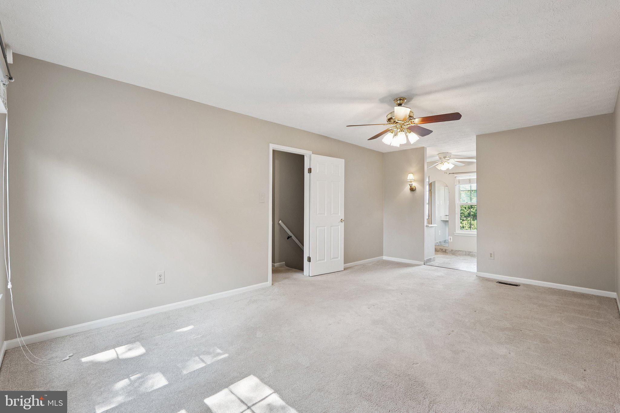 XANADU ESTATES - Residential Lease