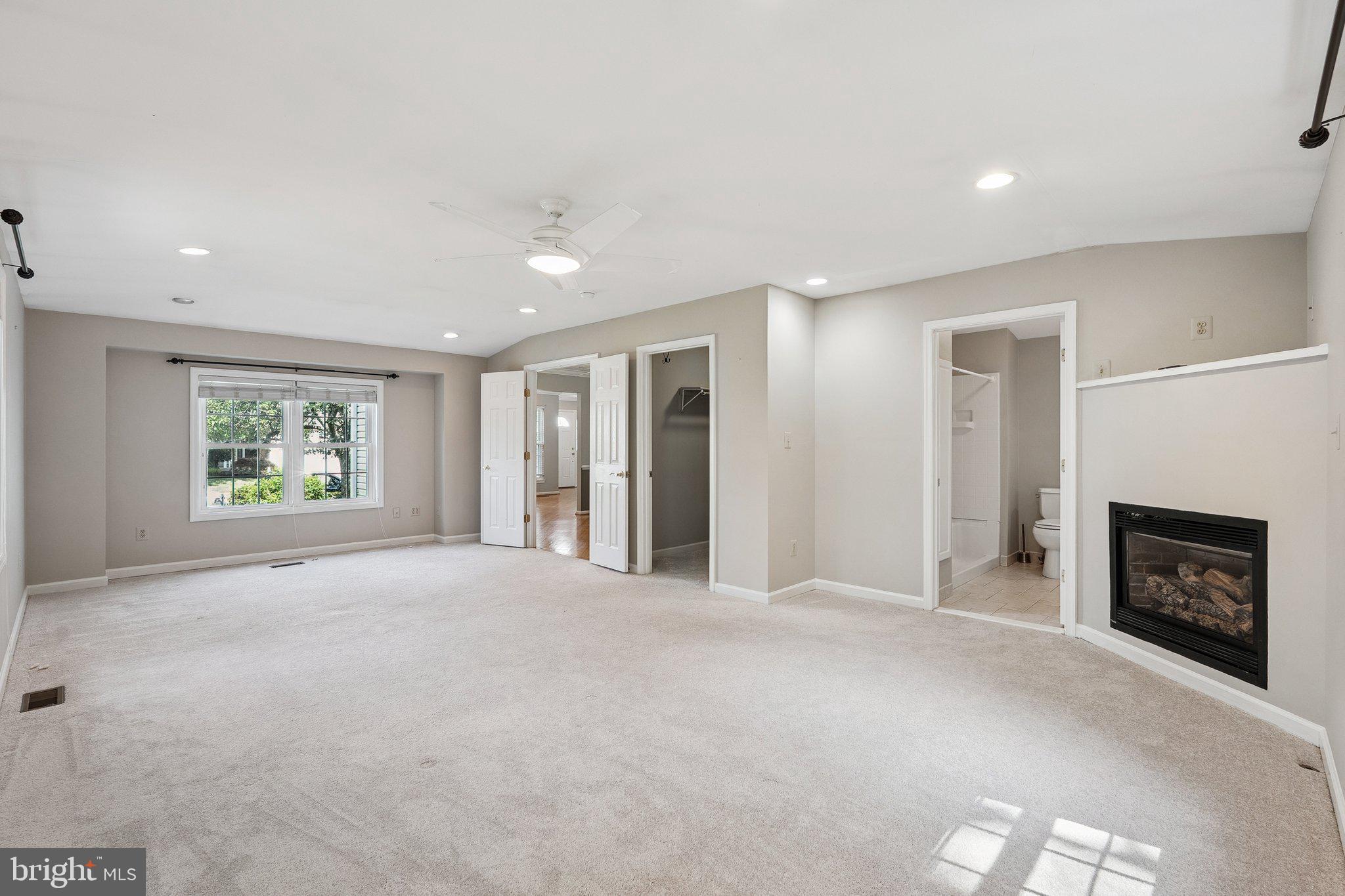 XANADU ESTATES - Residential Lease