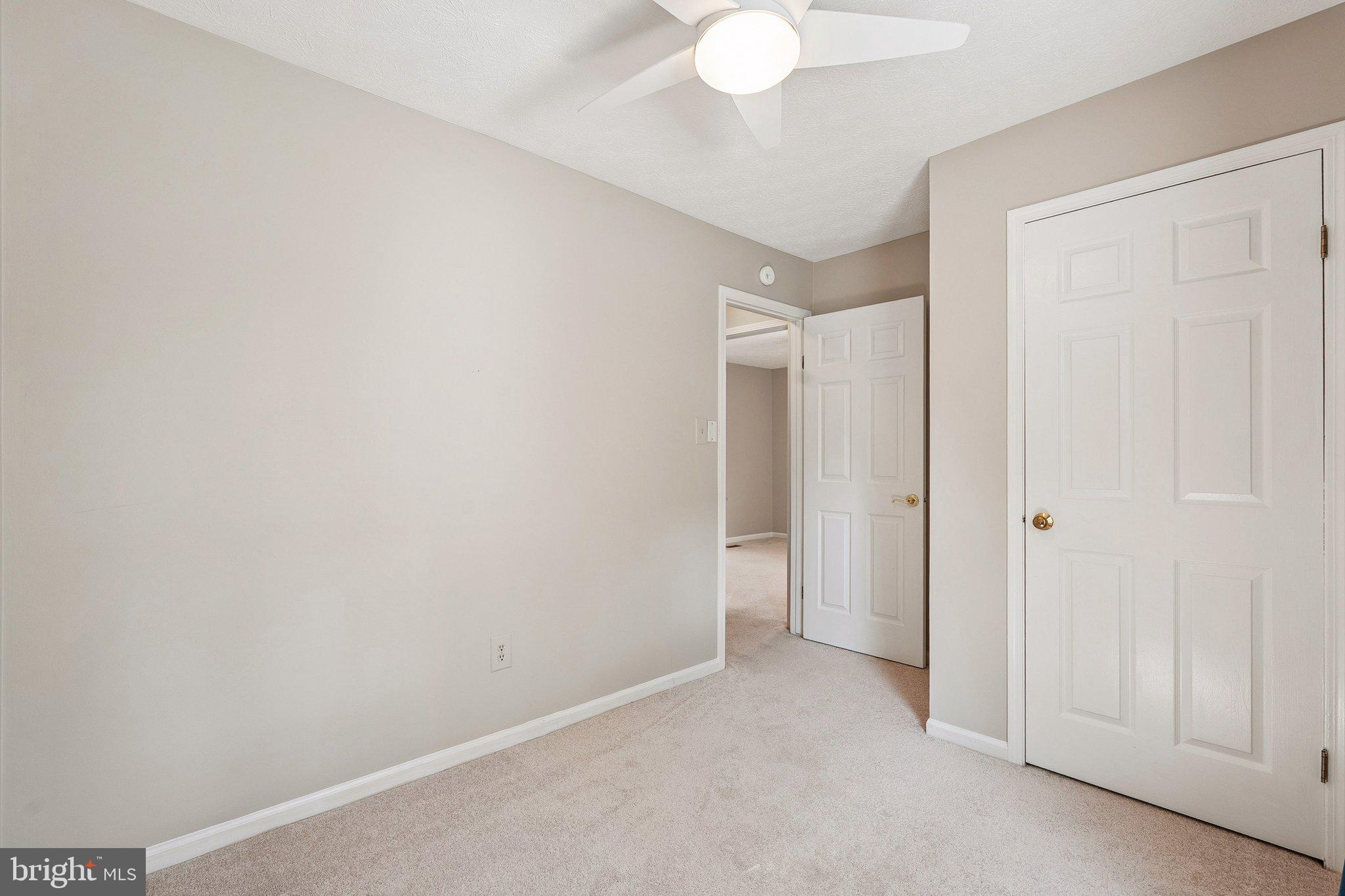 XANADU ESTATES - Residential Lease