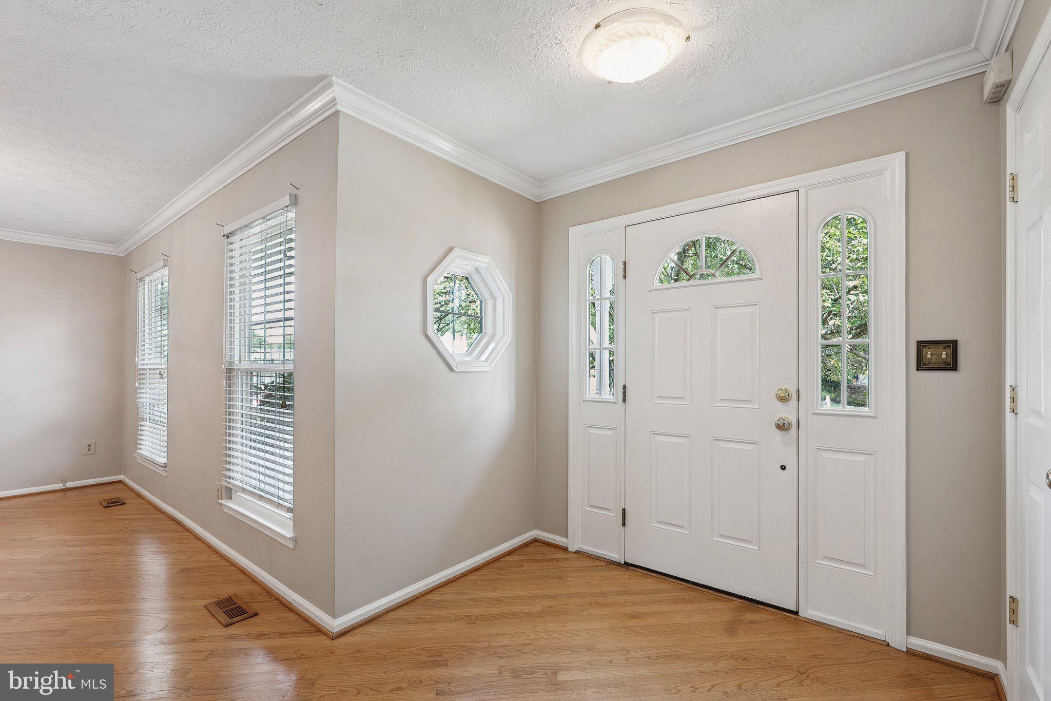 XANADU ESTATES - Residential Lease