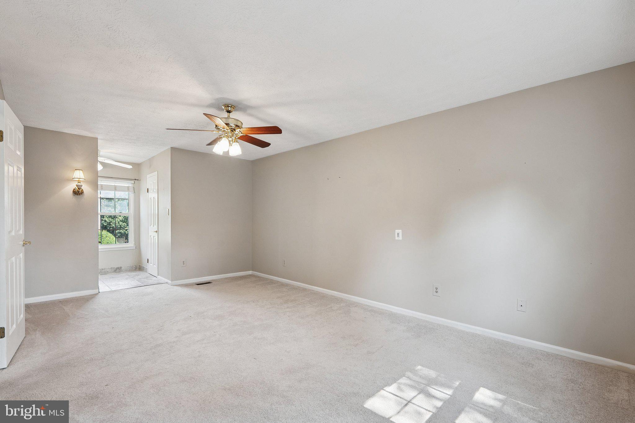 XANADU ESTATES - Residential Lease