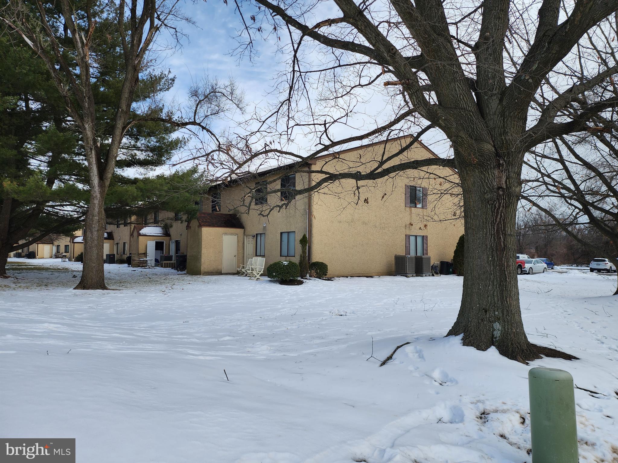 JUSTA FARMS - Residential Lease