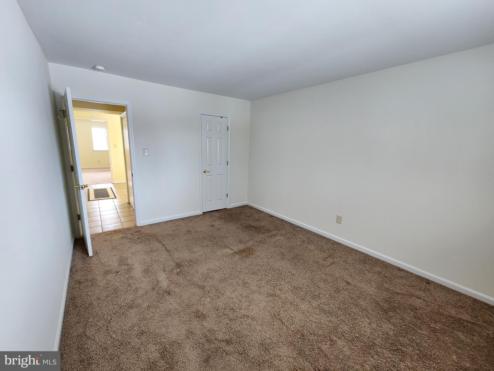 JUSTA FARMS - Residential Lease