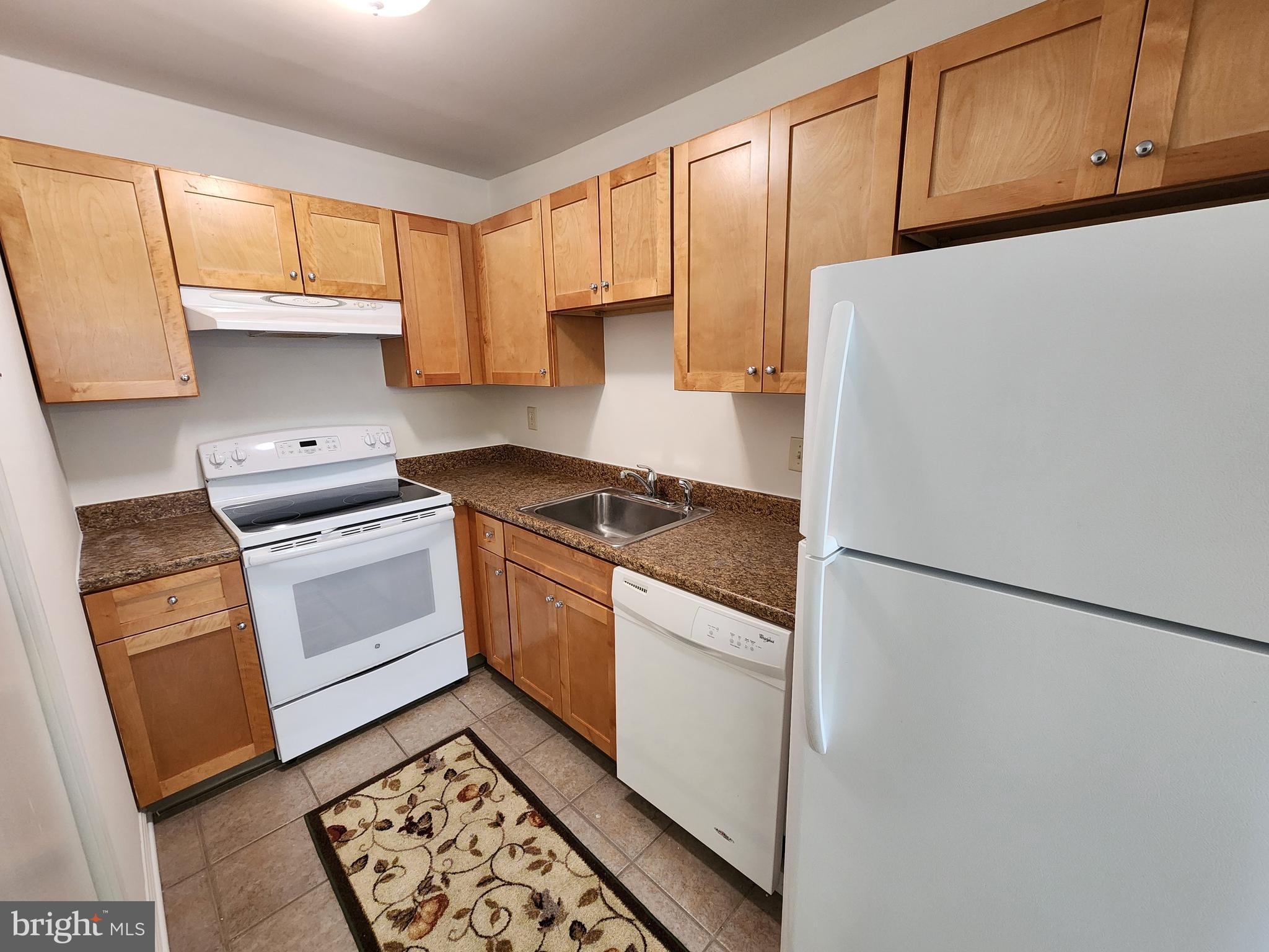 JUSTA FARMS - Residential Lease