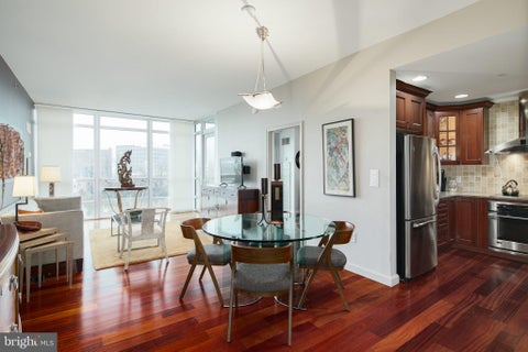 Condo For Sale - 901 N Penn Street #P303<br/> PHILADELPHIA, PA 19123