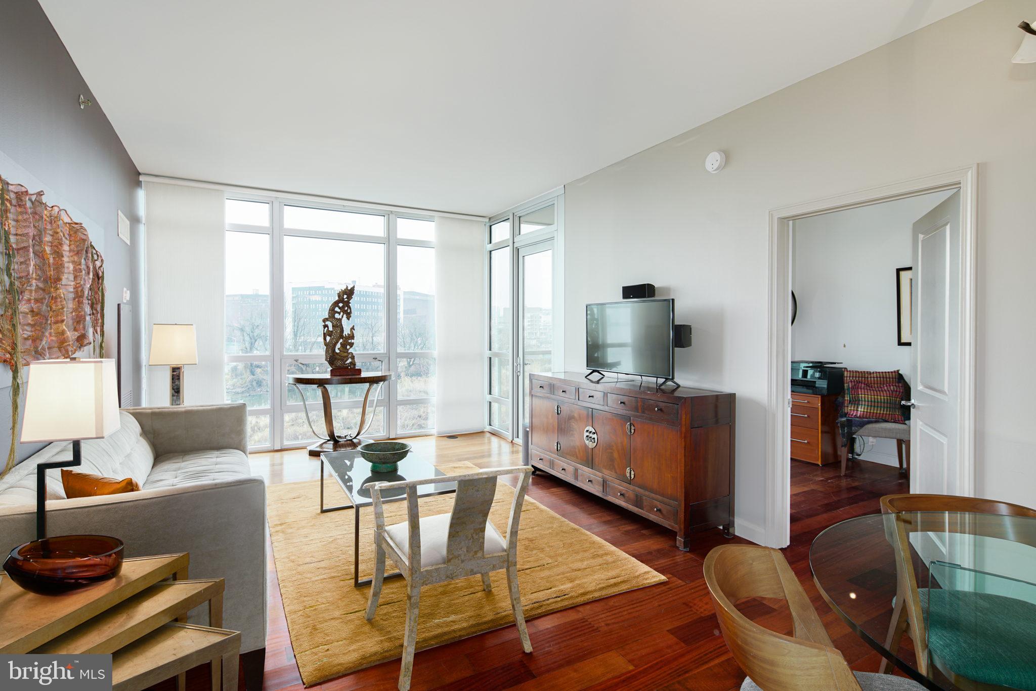 901 N PENN STREET P303