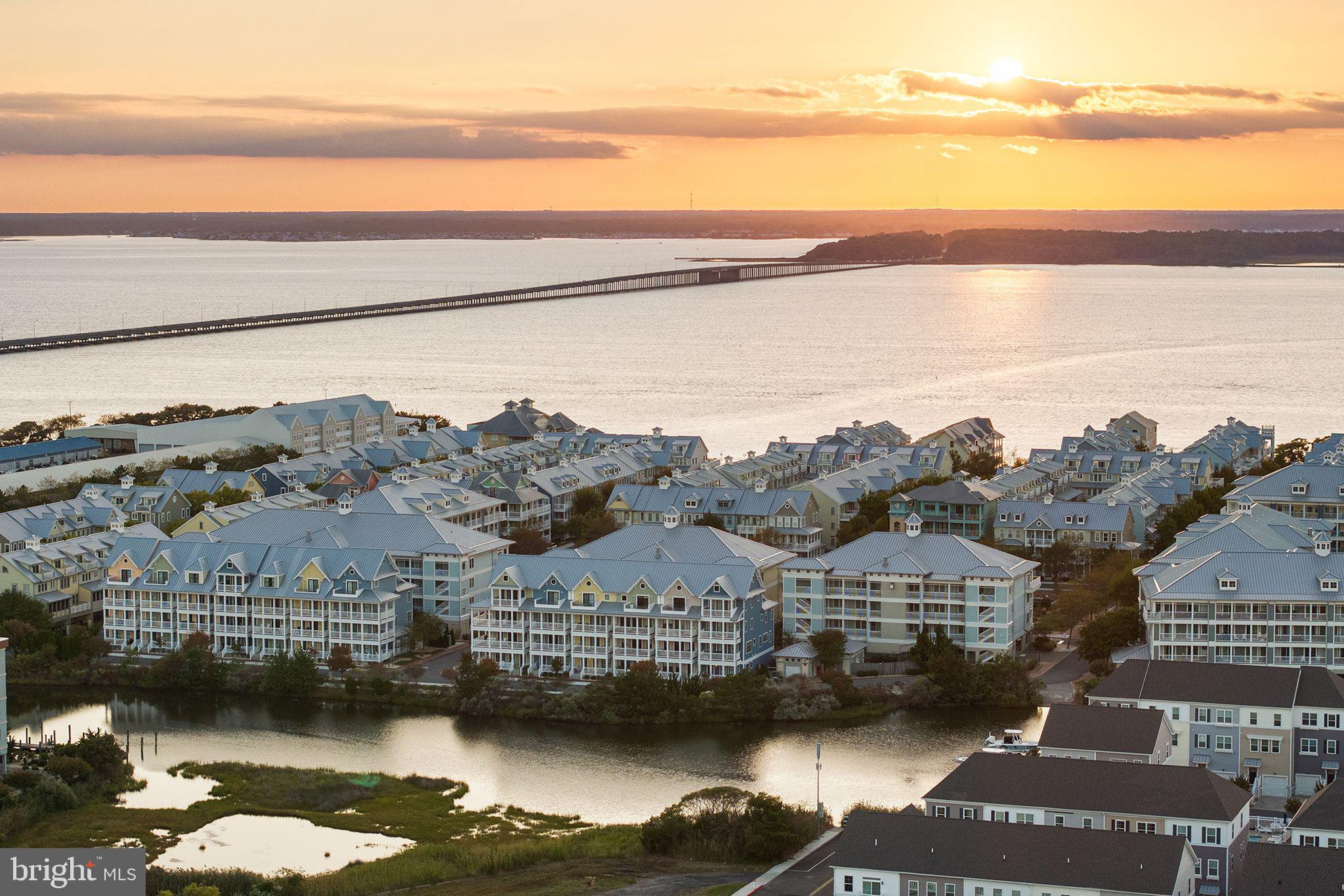 SUNSET ISLAND - Residential