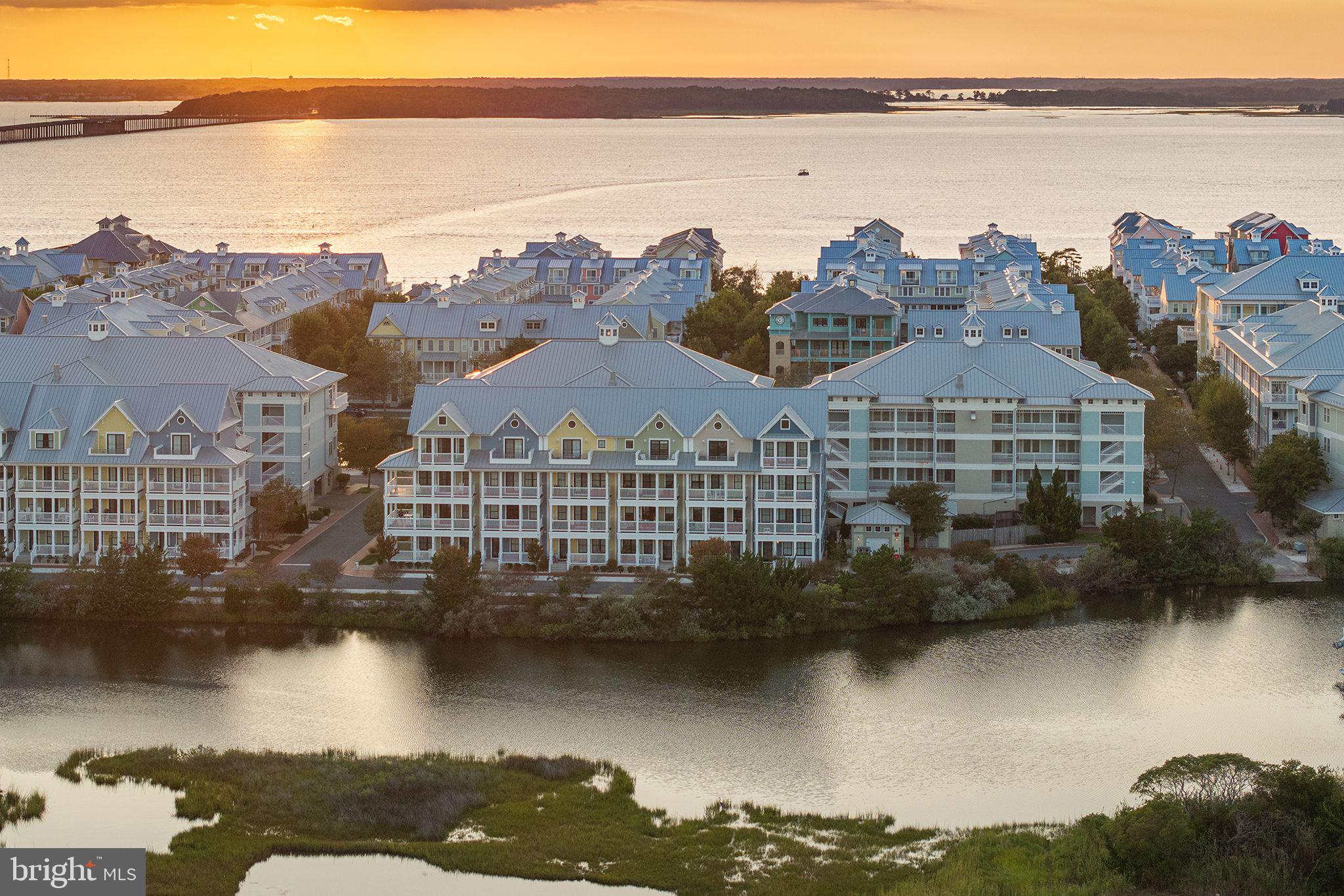 SUNSET ISLAND - Residential