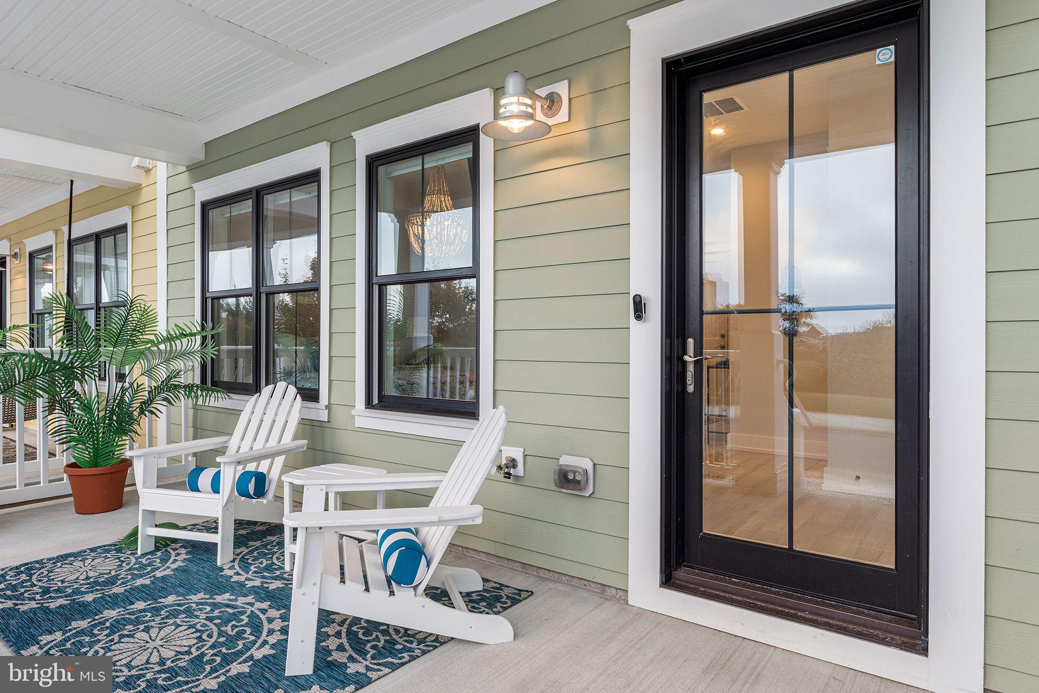 SUNSET ISLAND - Residential