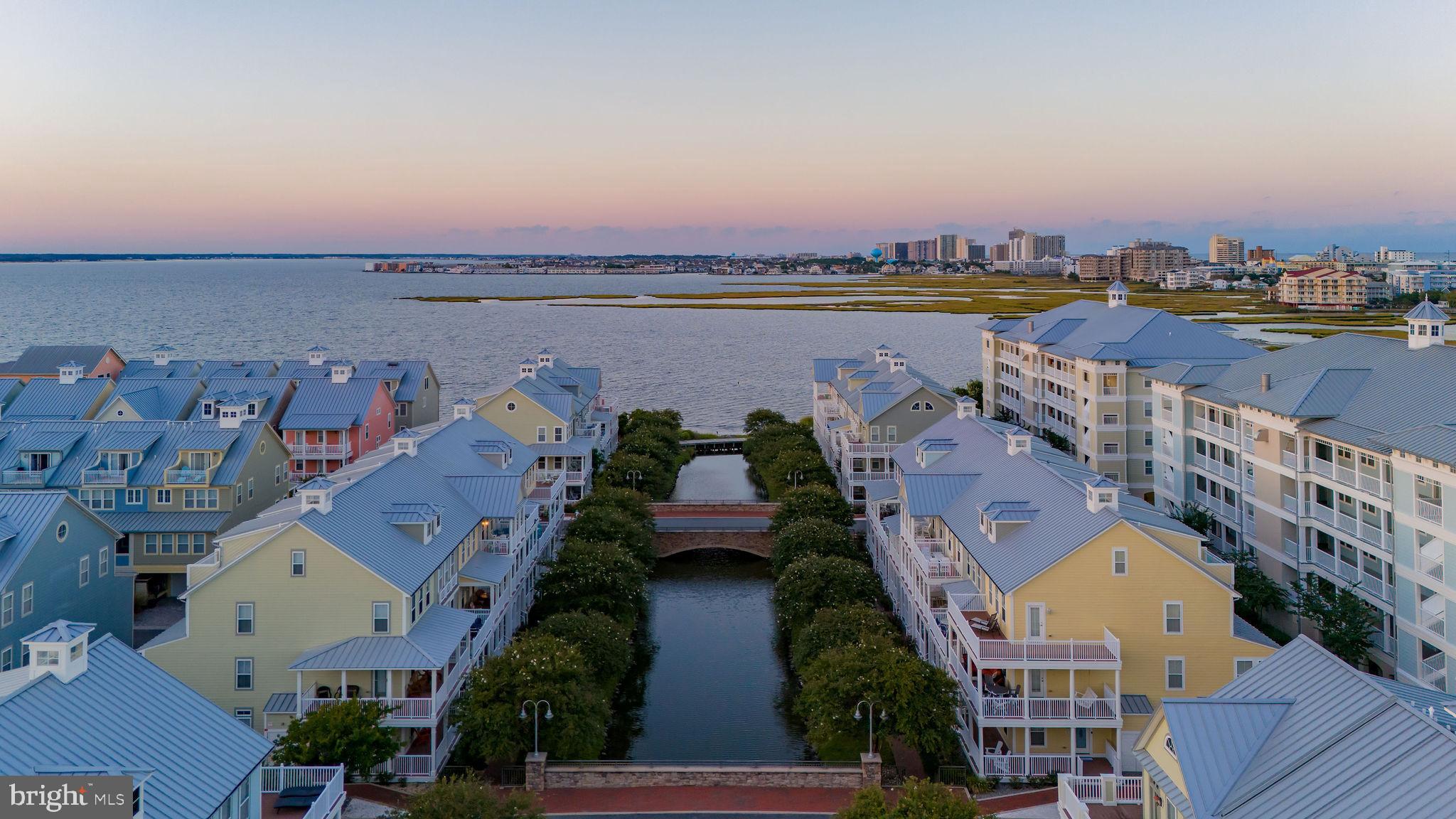 SUNSET ISLAND - Residential