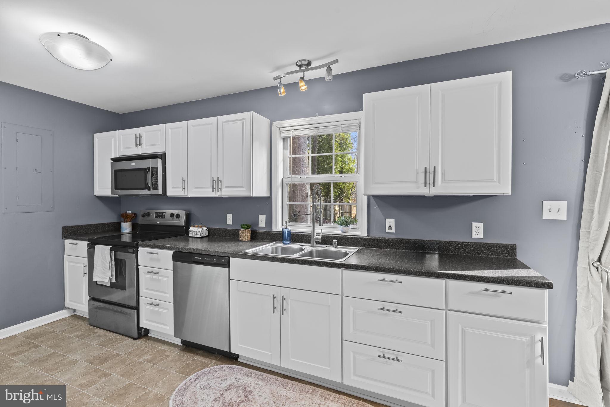 CALVERT BEACH ESTATES - Residential