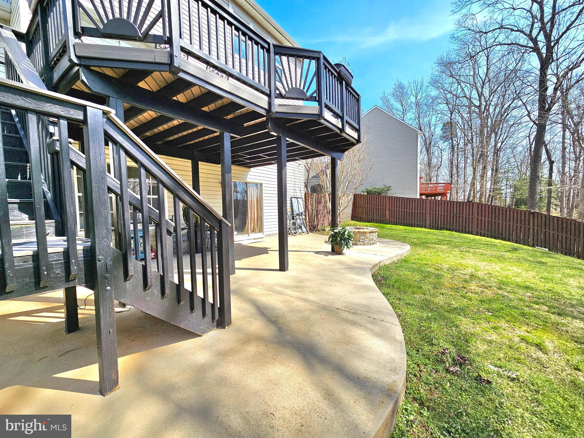 WINDING CREEK ESTATES - Residential Lease