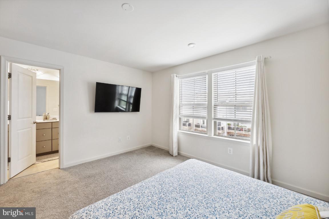 EDWARDS LANDING - Residential Lease