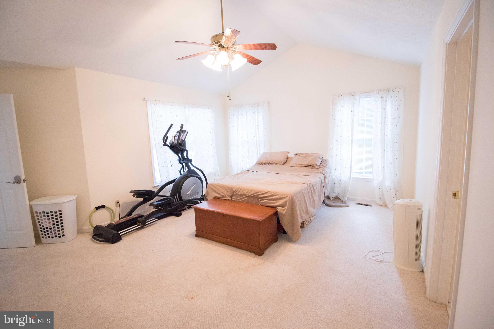 CHESTNUT HILLS - Residential