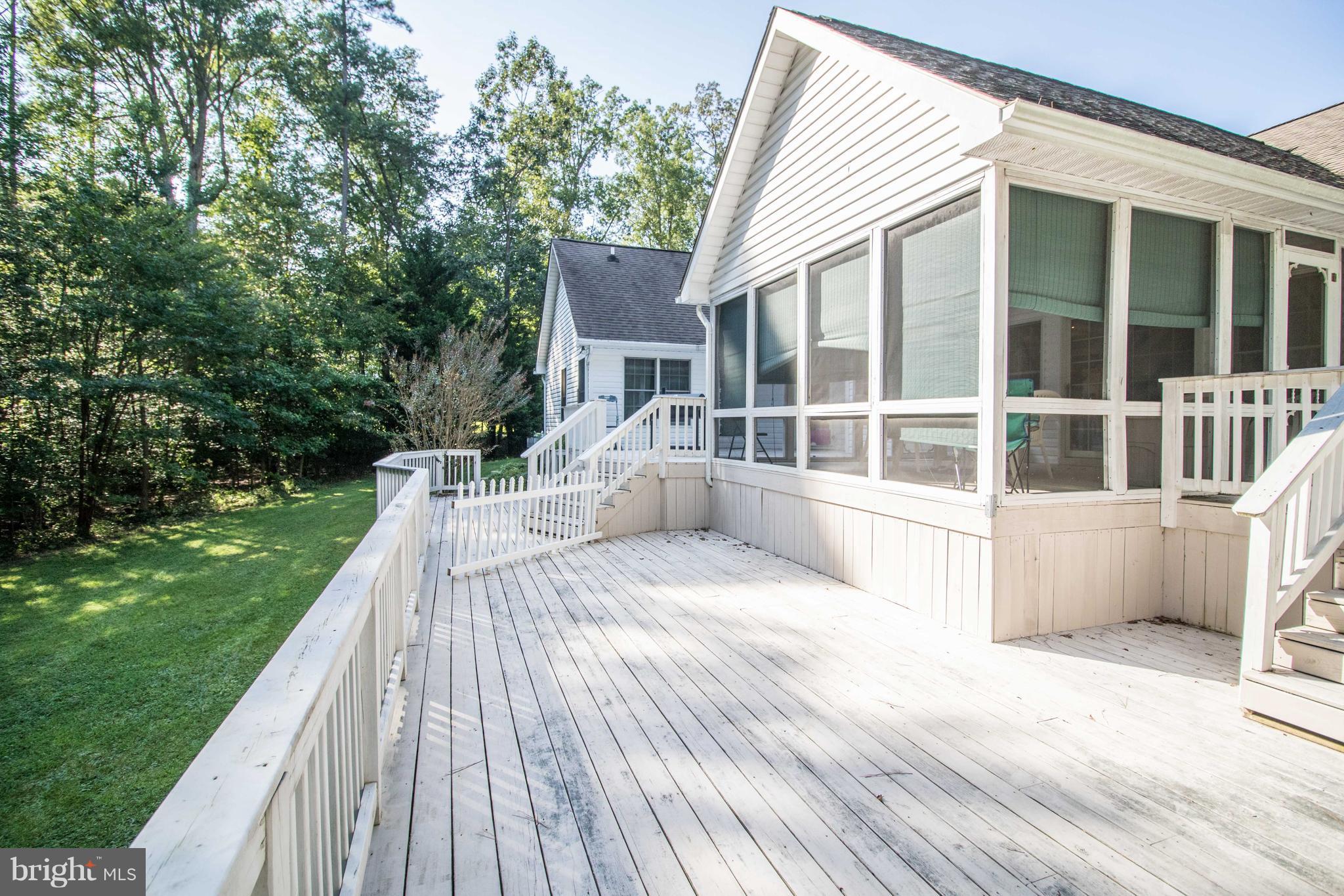 CHESTNUT HILLS - Residential