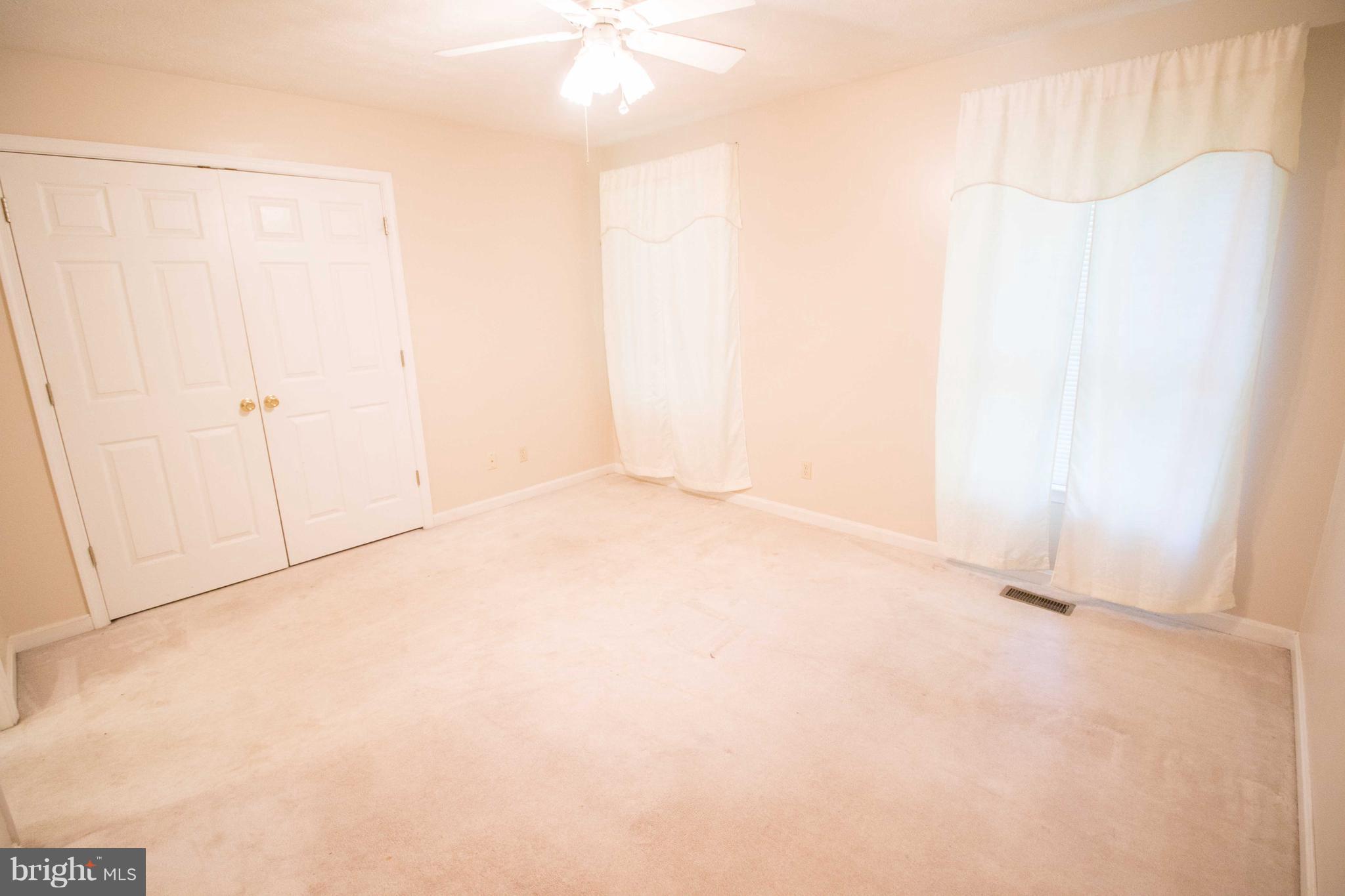 CHESTNUT HILLS - Residential