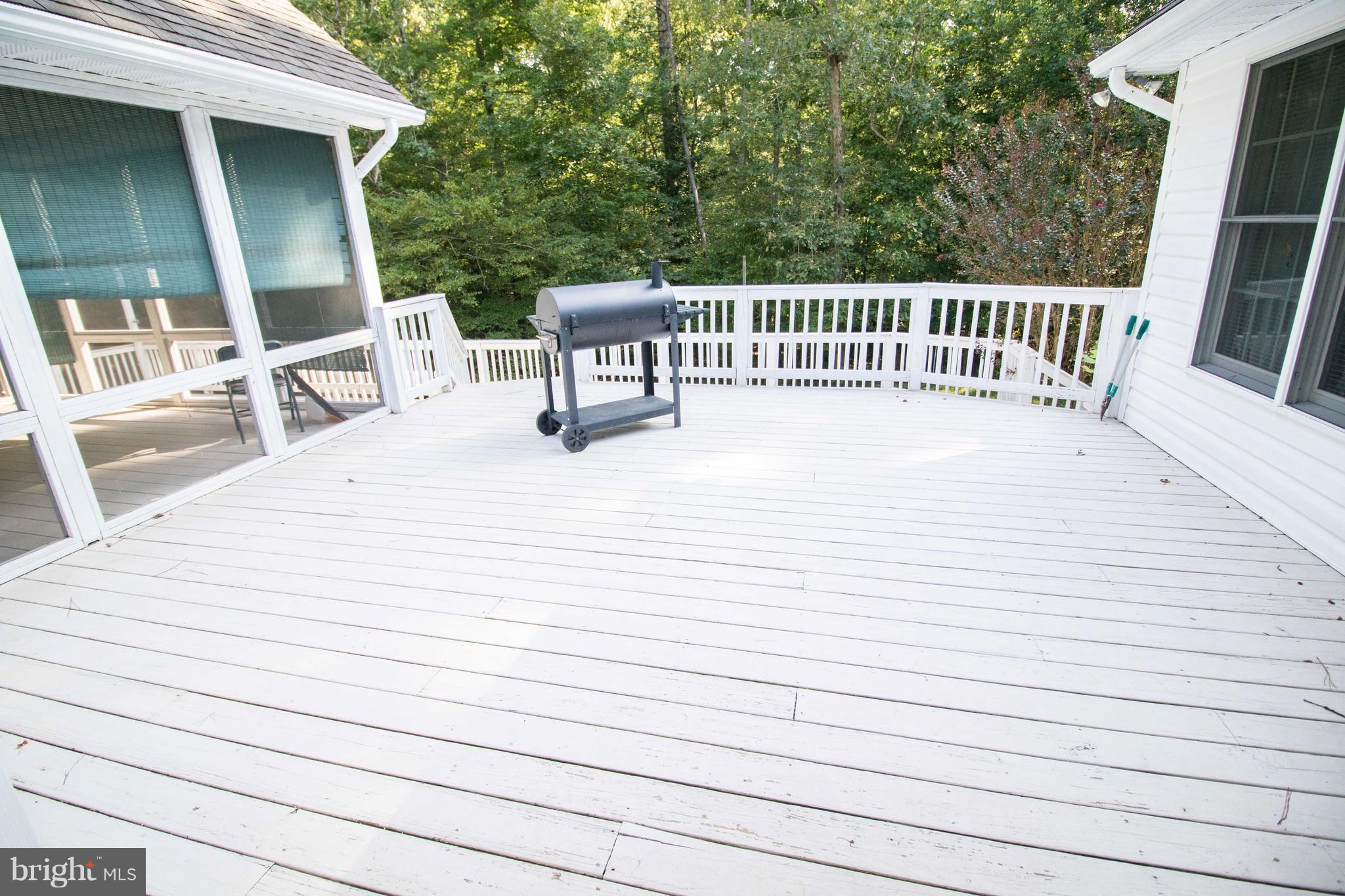 CHESTNUT HILLS - Residential