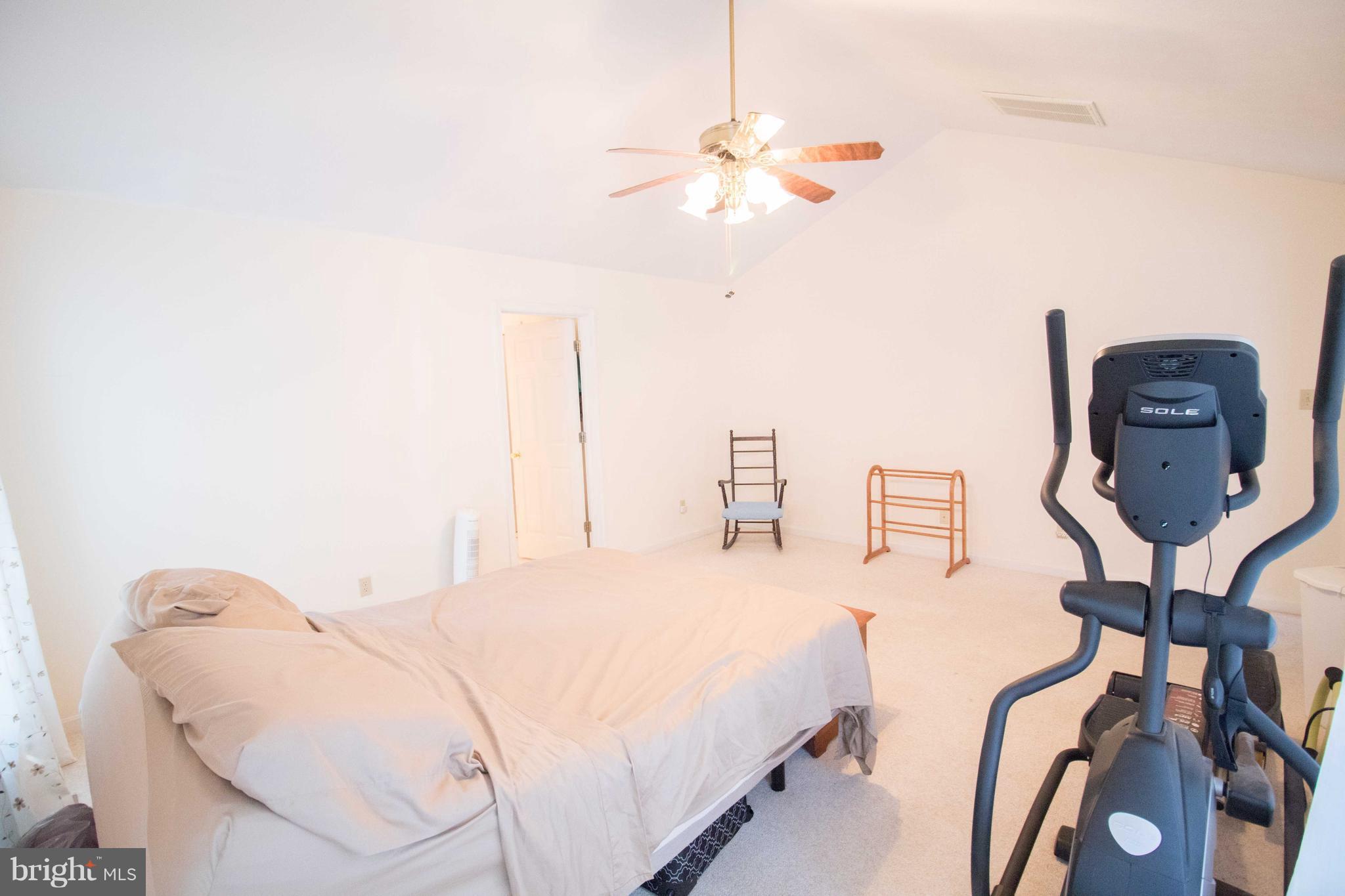 CHESTNUT HILLS - Residential