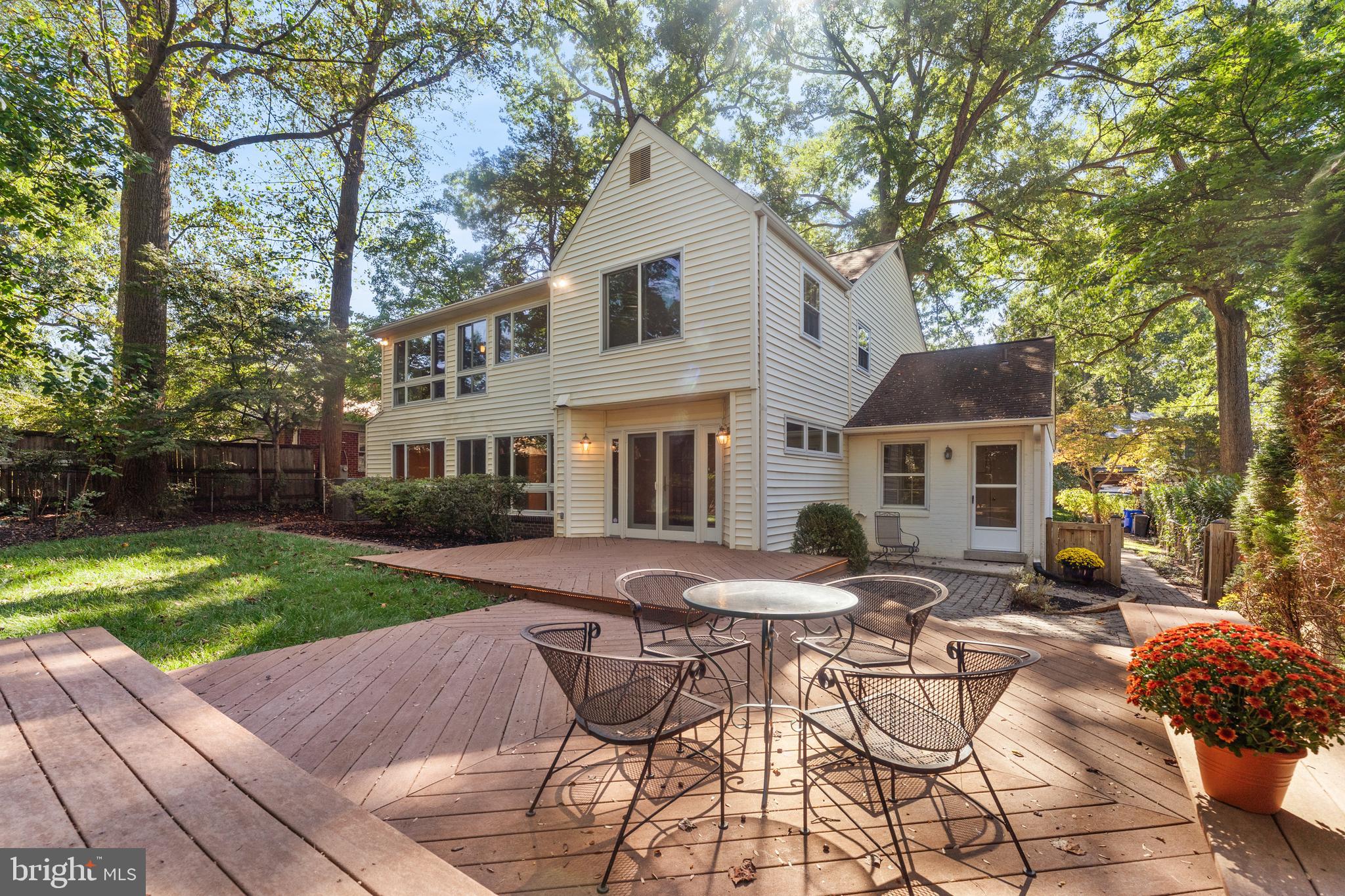1707 MYRTLE ROAD