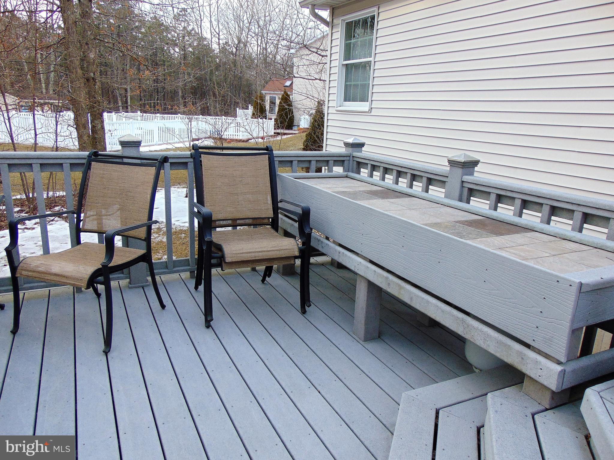 LAUREL RIDGE - Residential