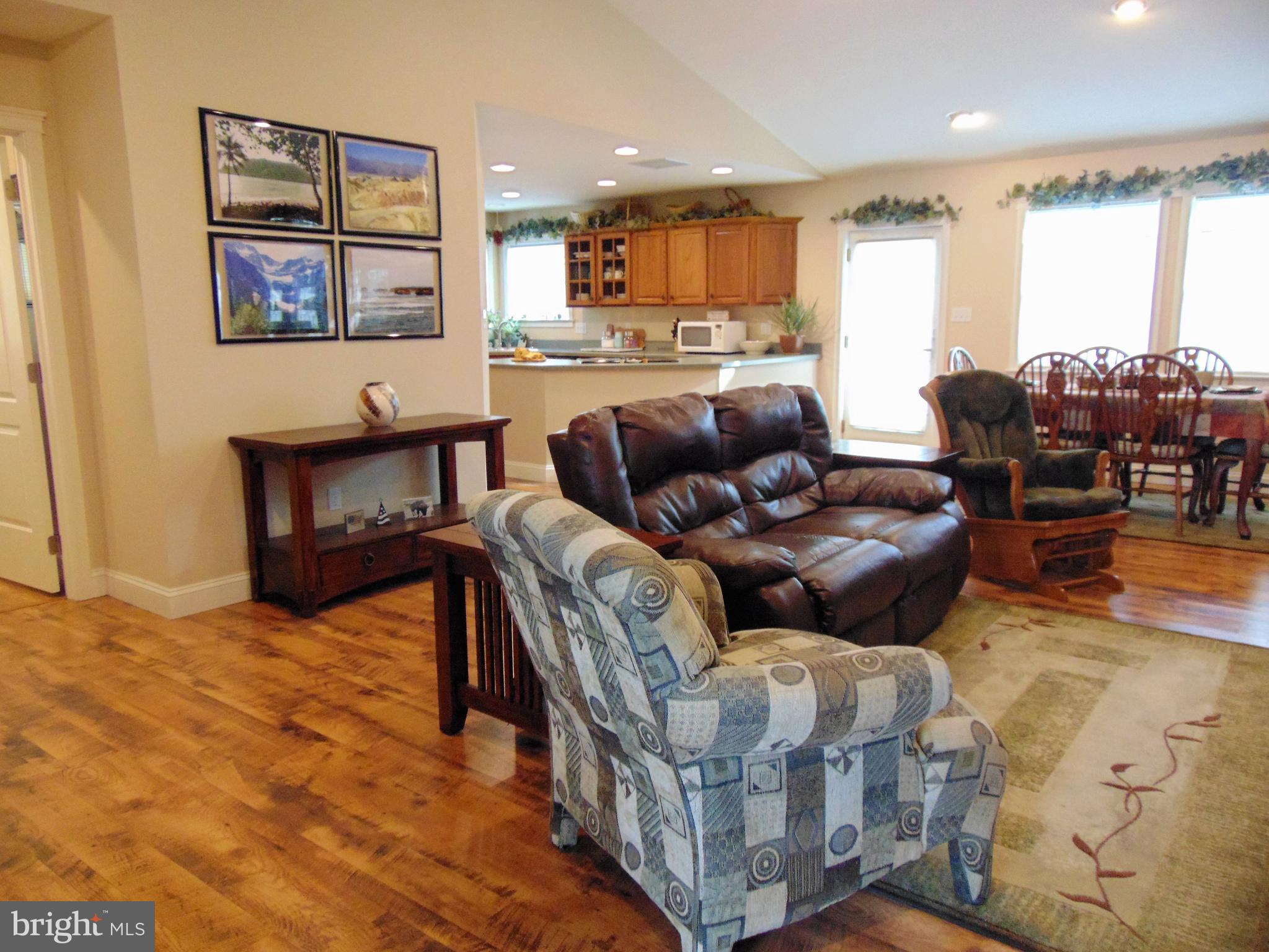 LAUREL RIDGE - Residential
