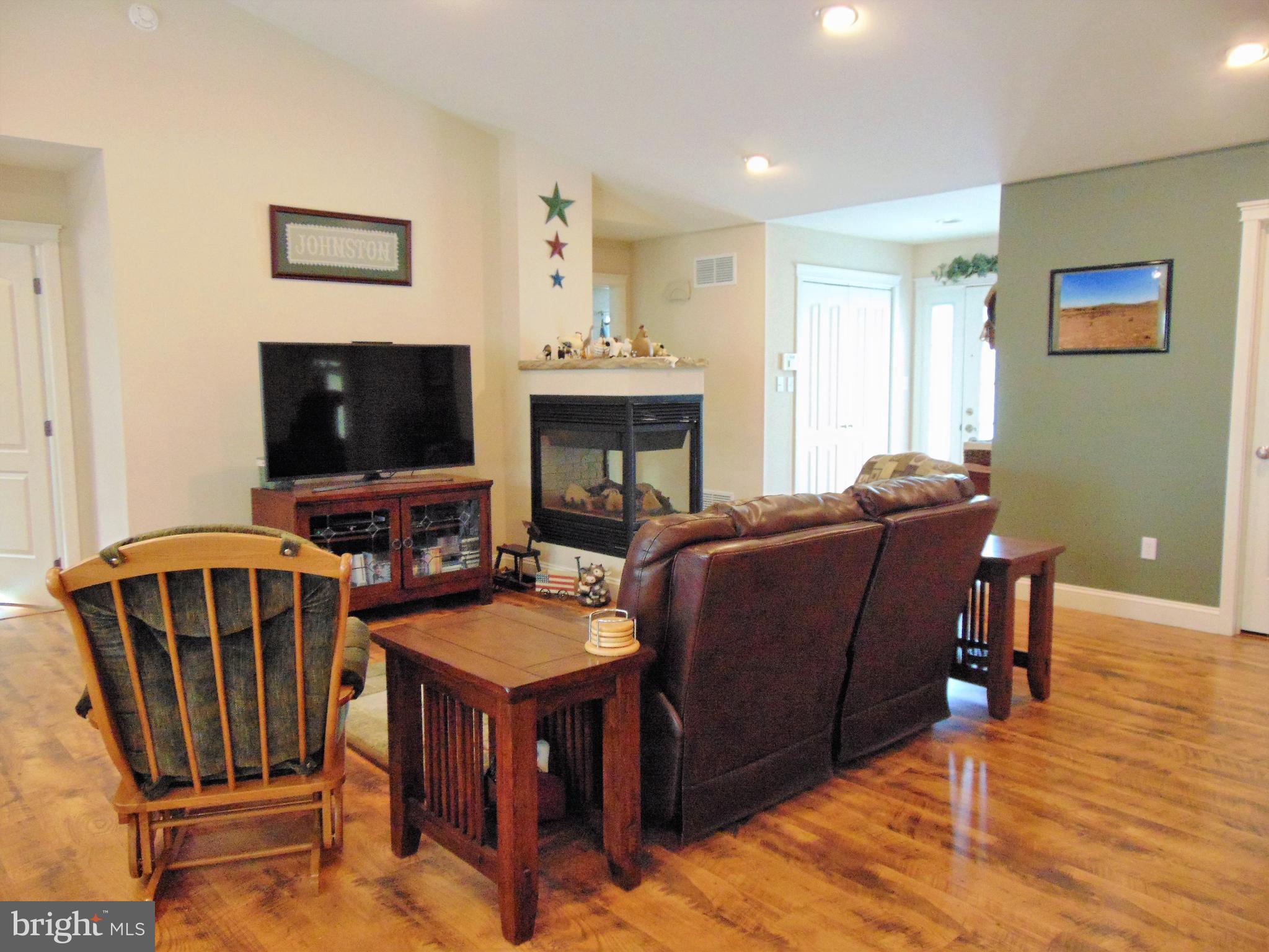 LAUREL RIDGE - Residential
