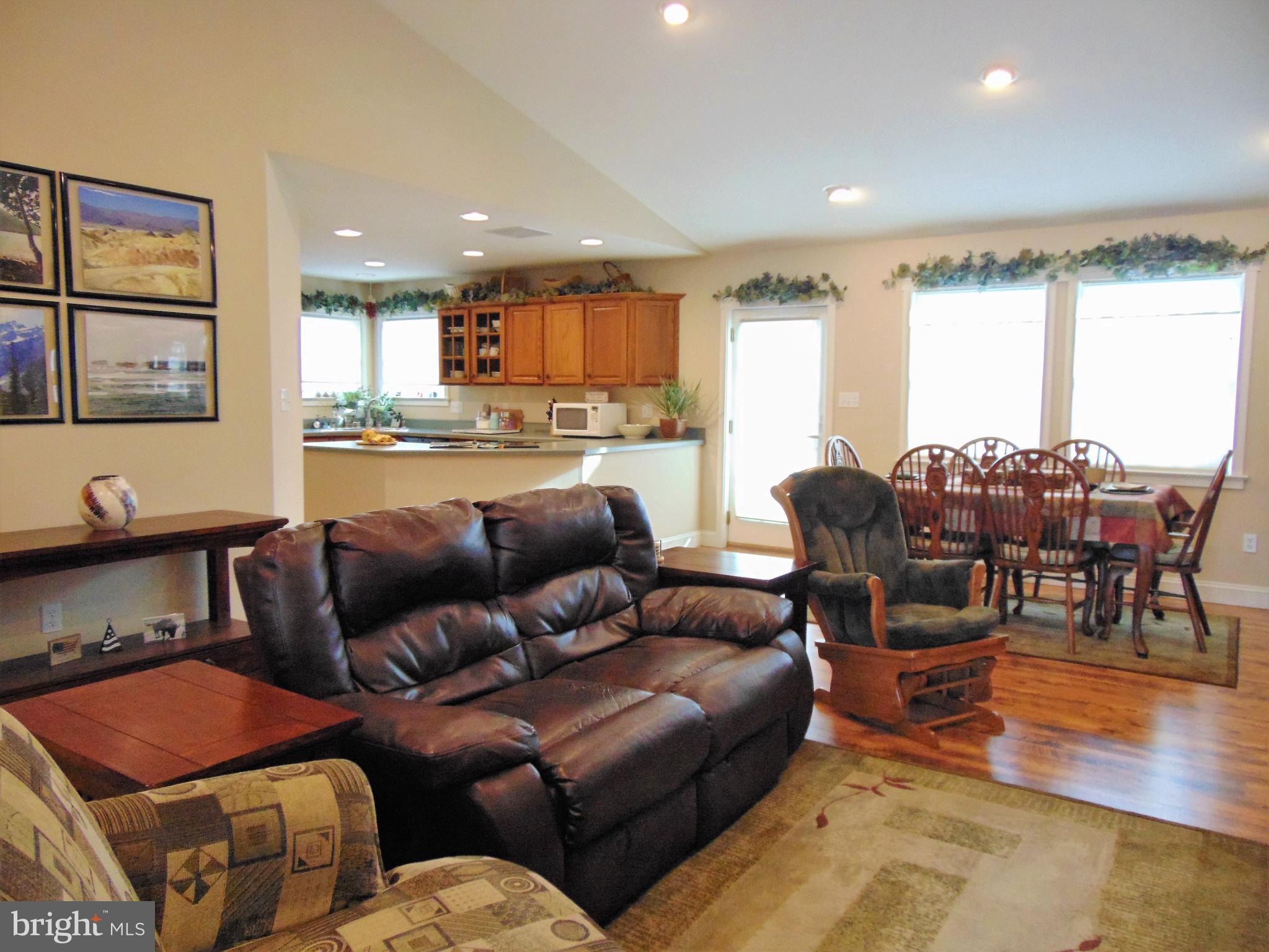 LAUREL RIDGE - Residential