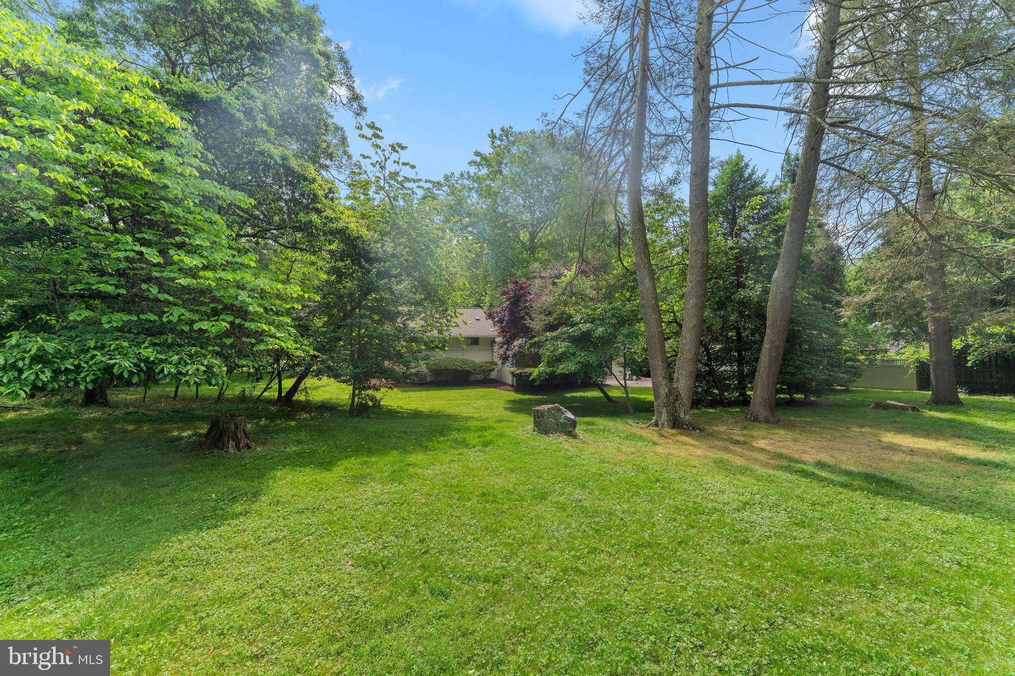 MEADOWOOD - Residential