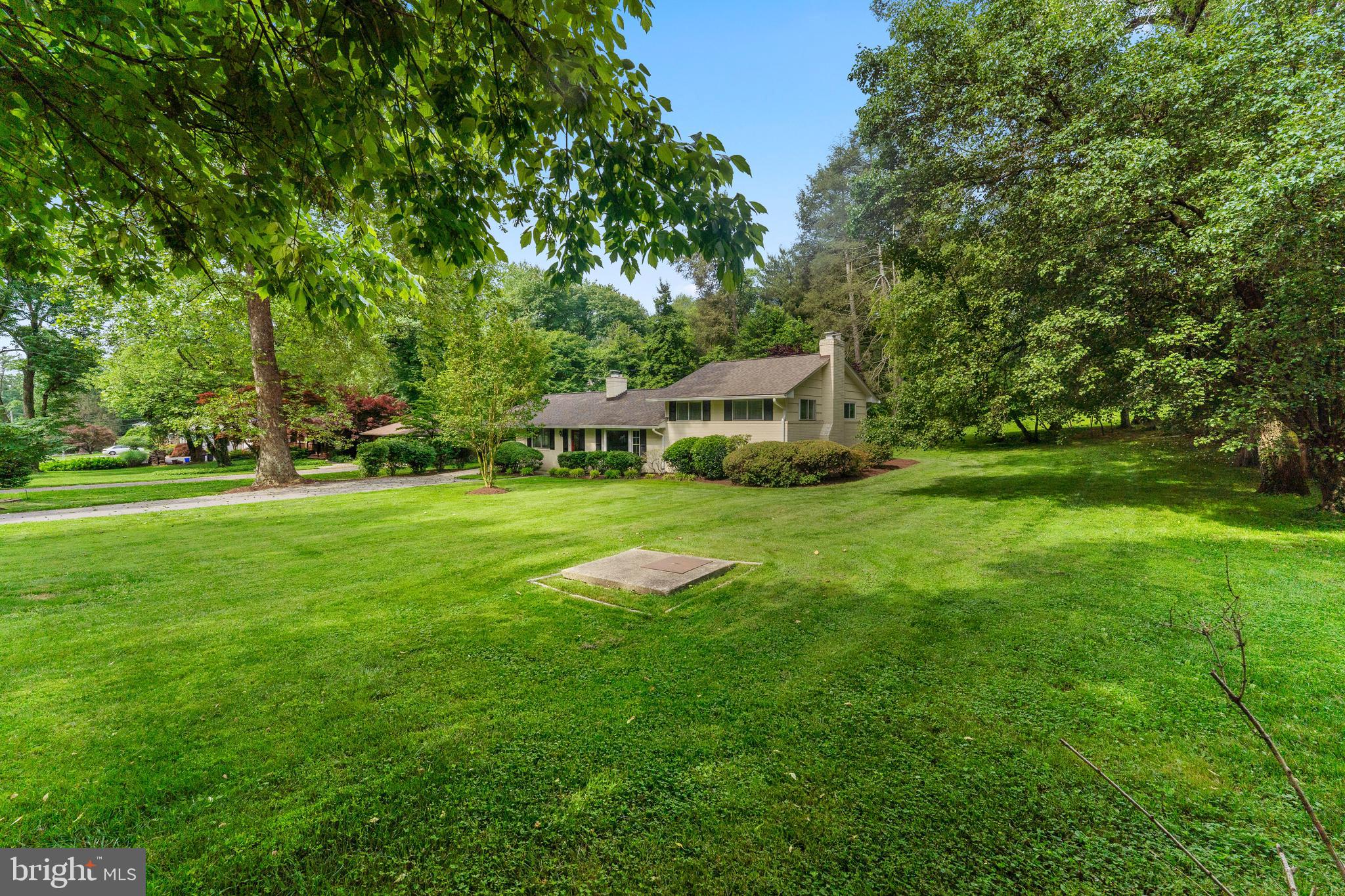 MEADOWOOD - Residential