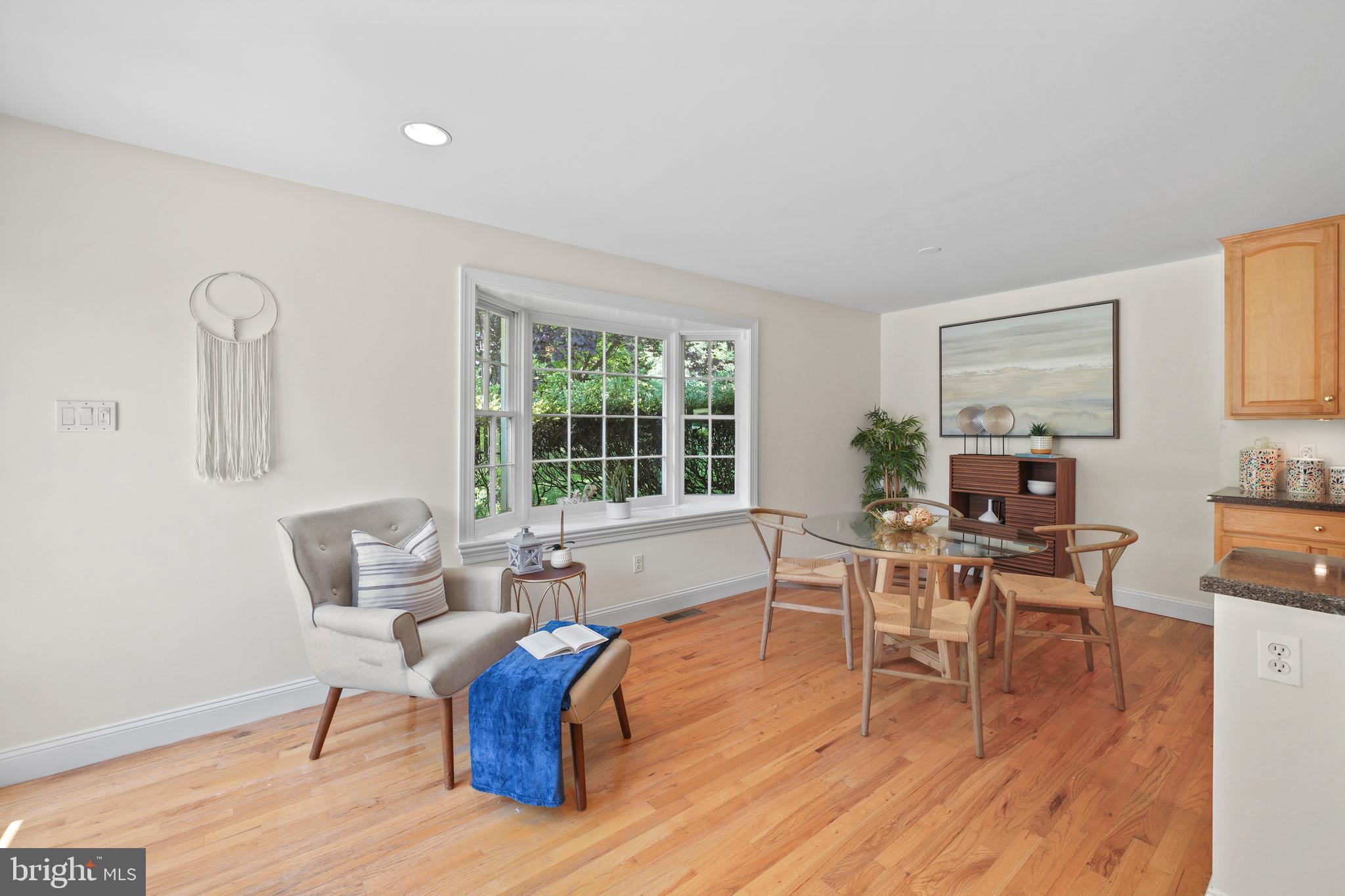 MEADOWOOD - Residential