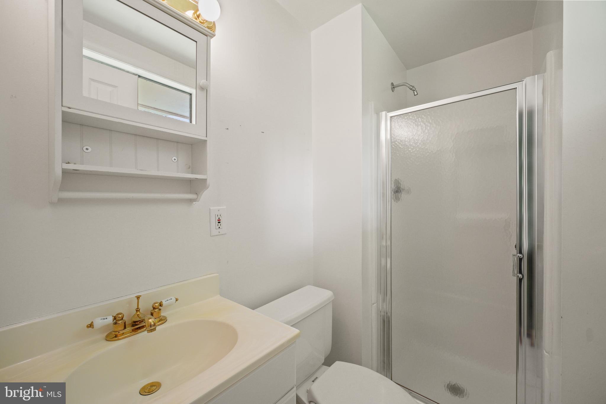 MEADOWOOD - Residential