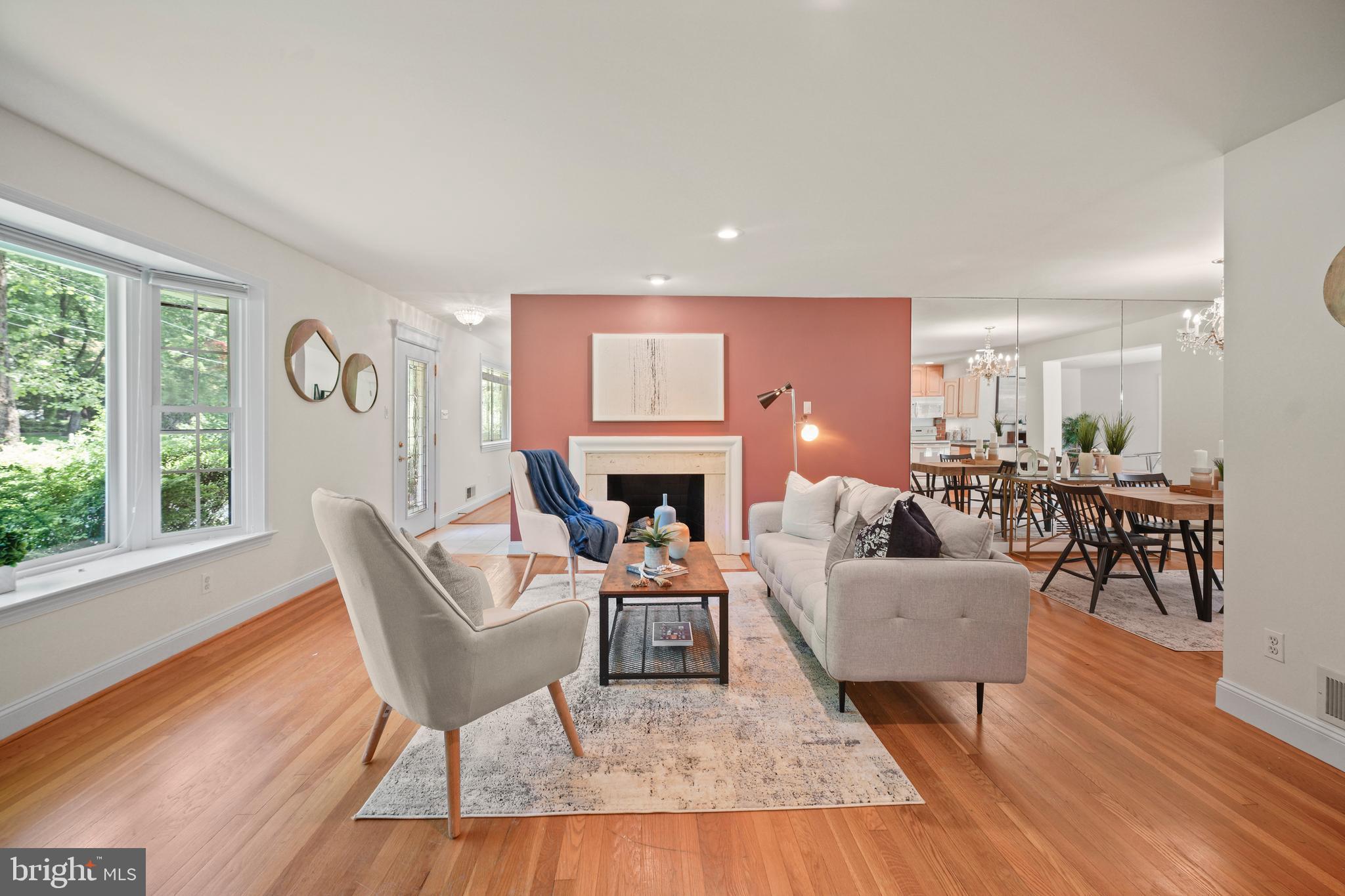 MEADOWOOD - Residential