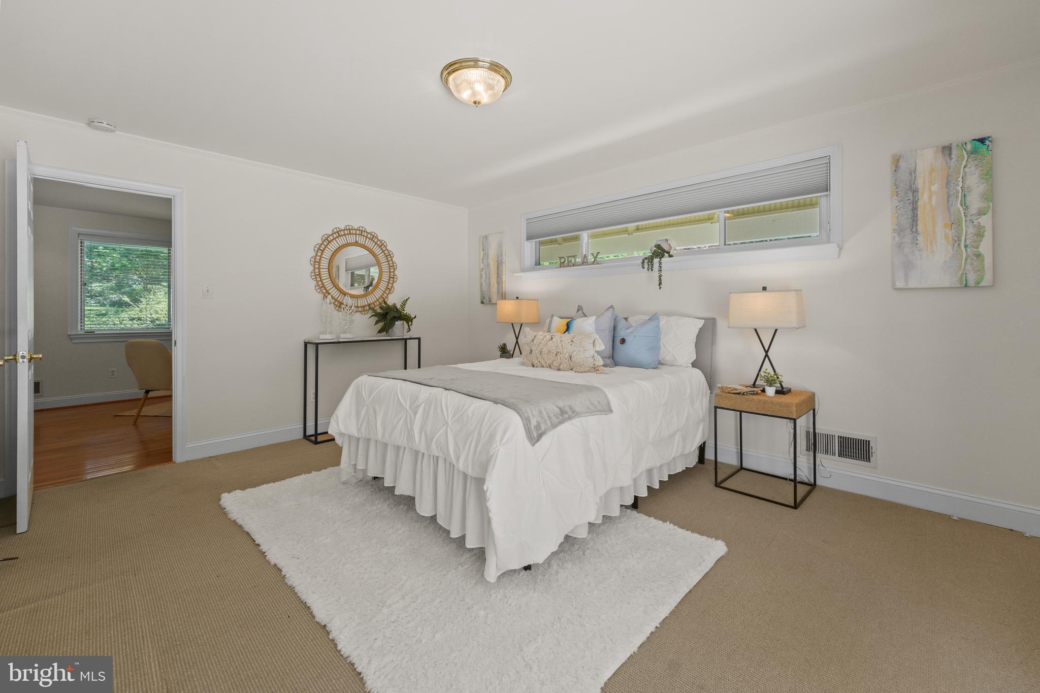 MEADOWOOD - Residential