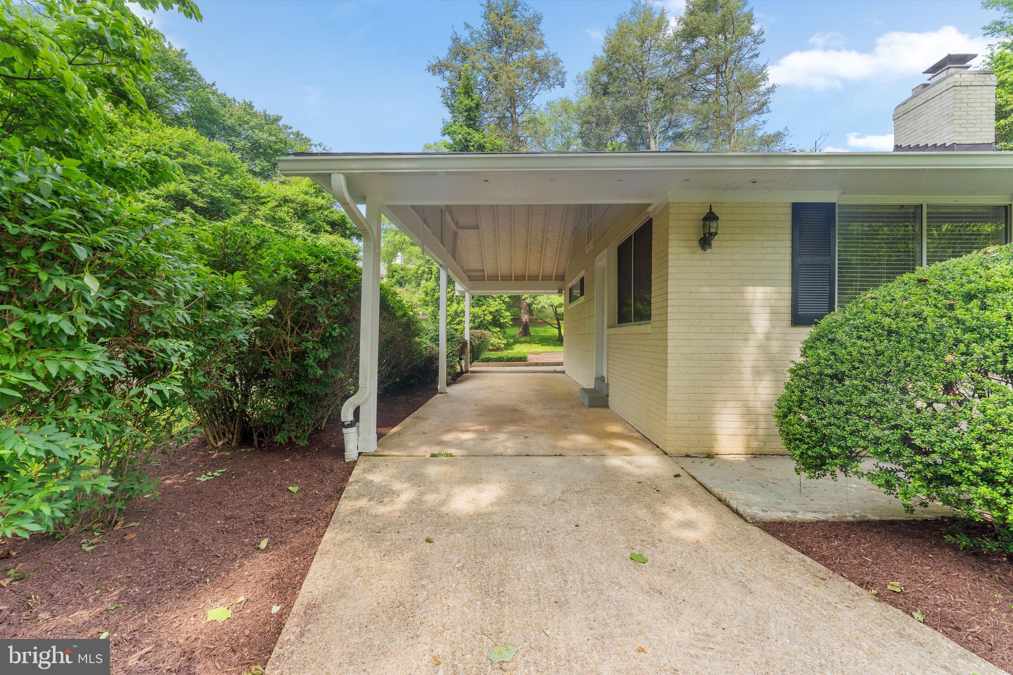 MEADOWOOD - Residential