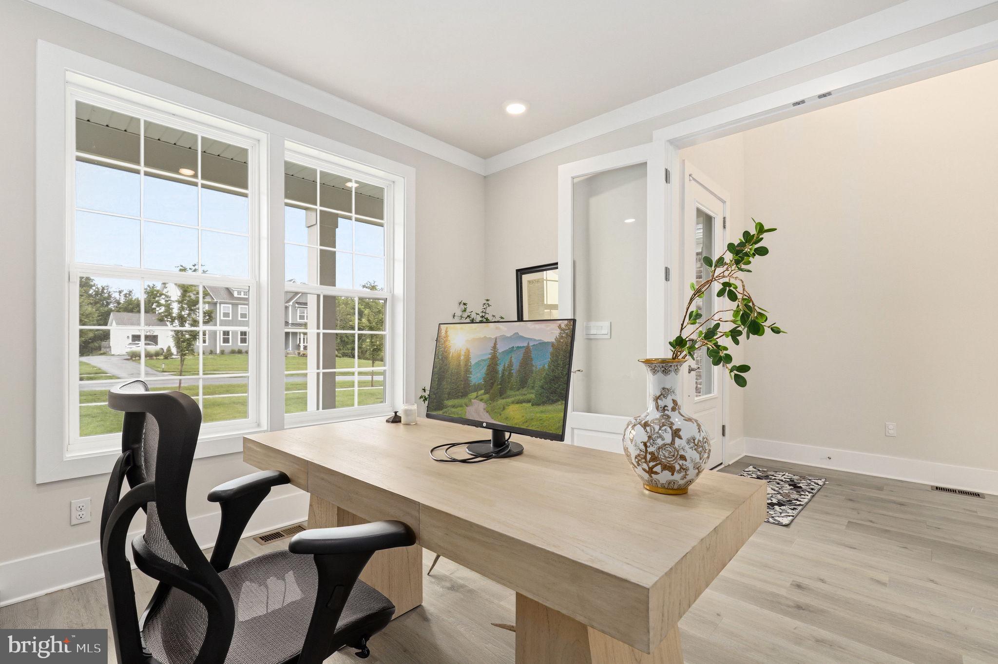 DARNESTOWN OUTSIDE - Residential