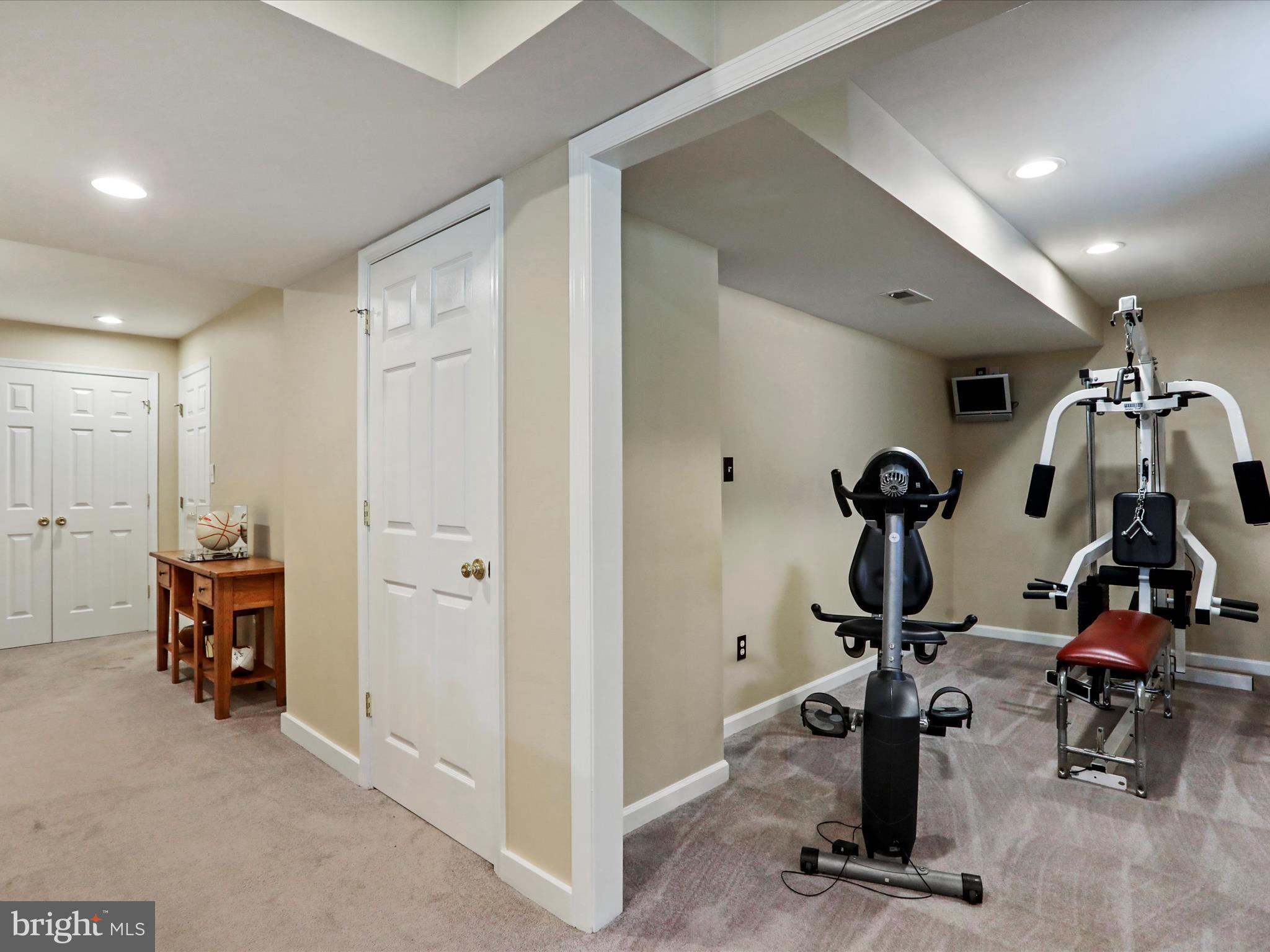 BALLENGER CROSSING - Residential