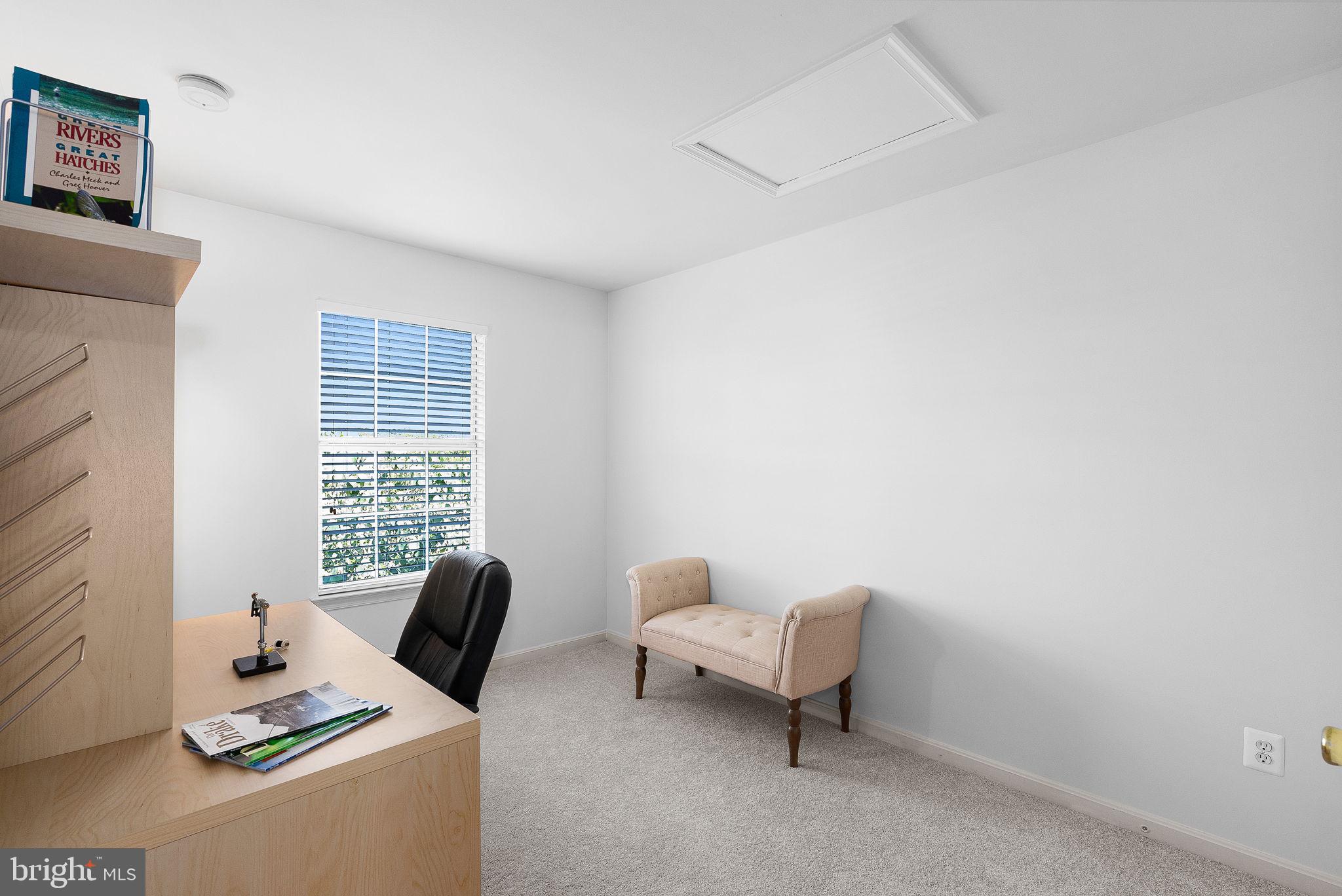 CROSSROADS MANOR - Residential