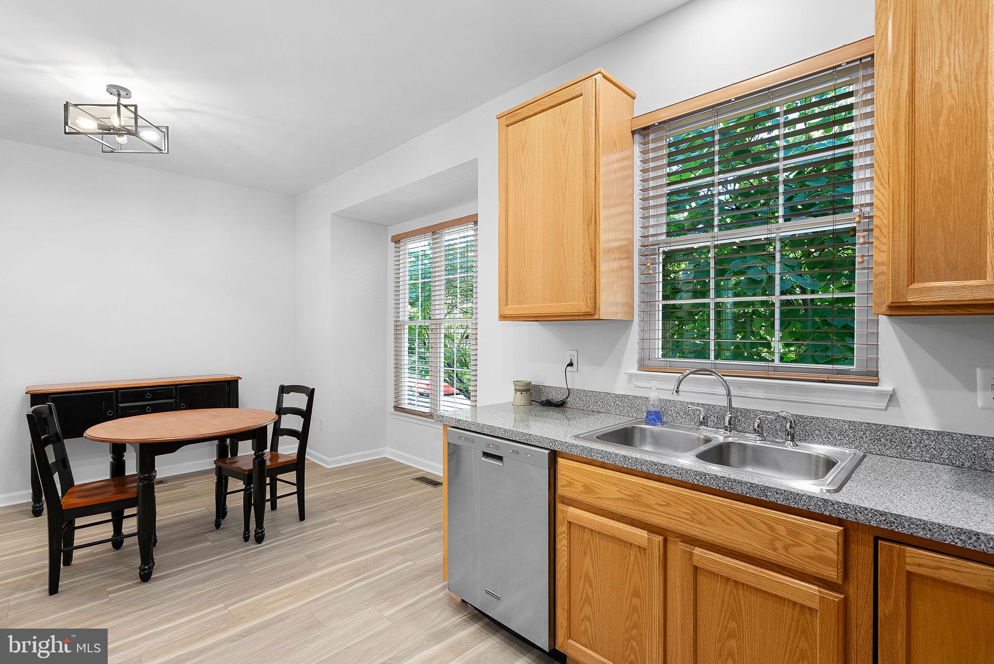 CROSSROADS MANOR - Residential