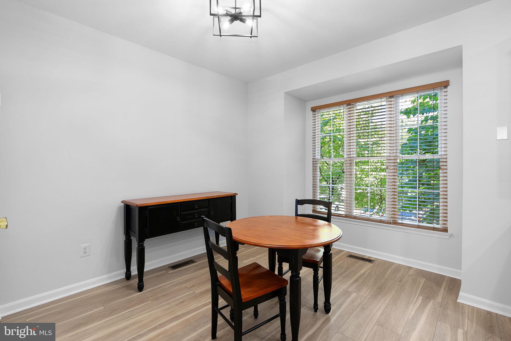 CROSSROADS MANOR - Residential