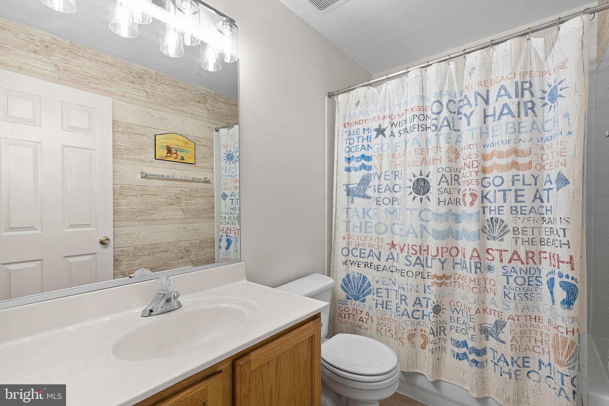 CROSSROADS MANOR - Residential