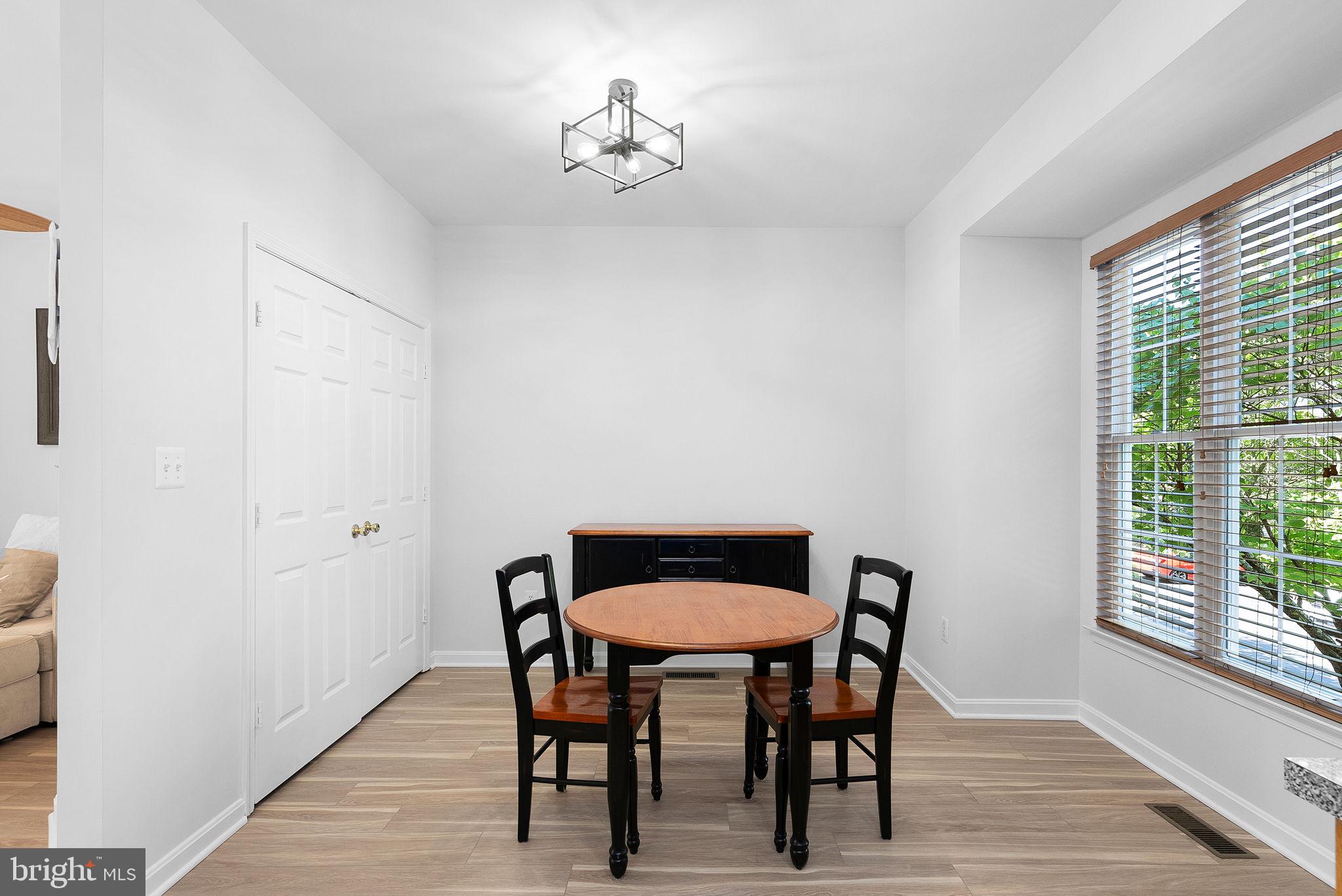 CROSSROADS MANOR - Residential