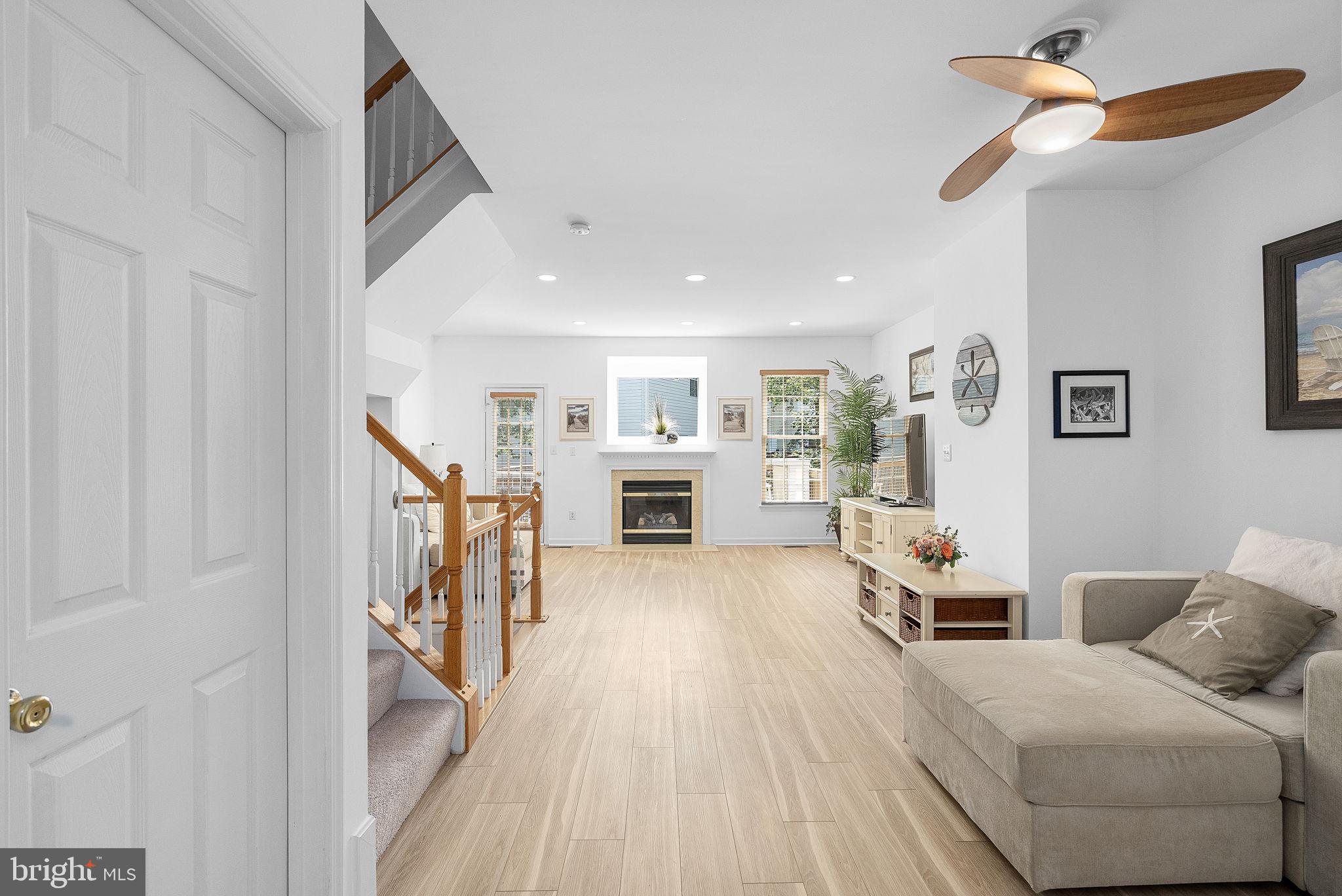 CROSSROADS MANOR - Residential