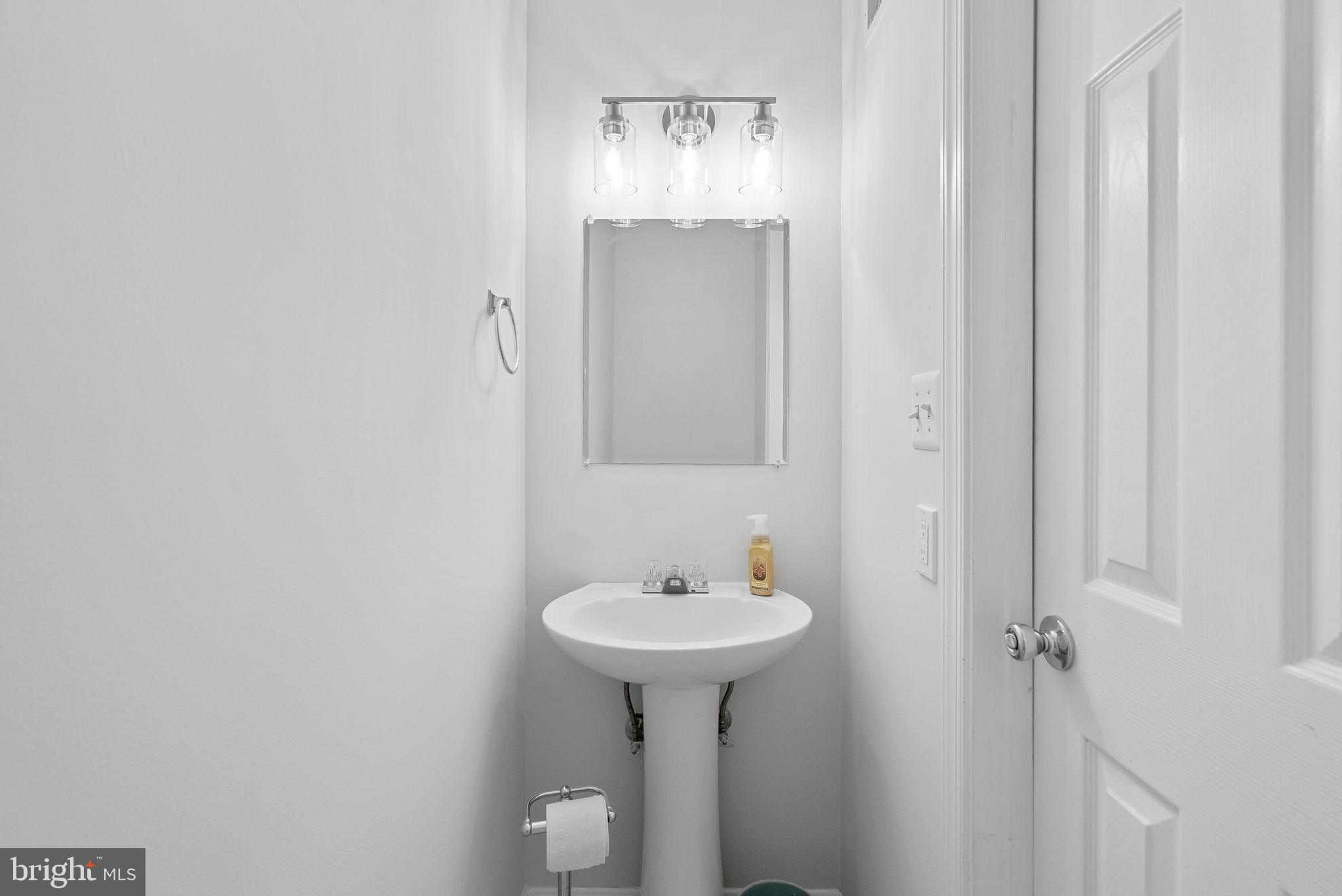 CROSSROADS MANOR - Residential